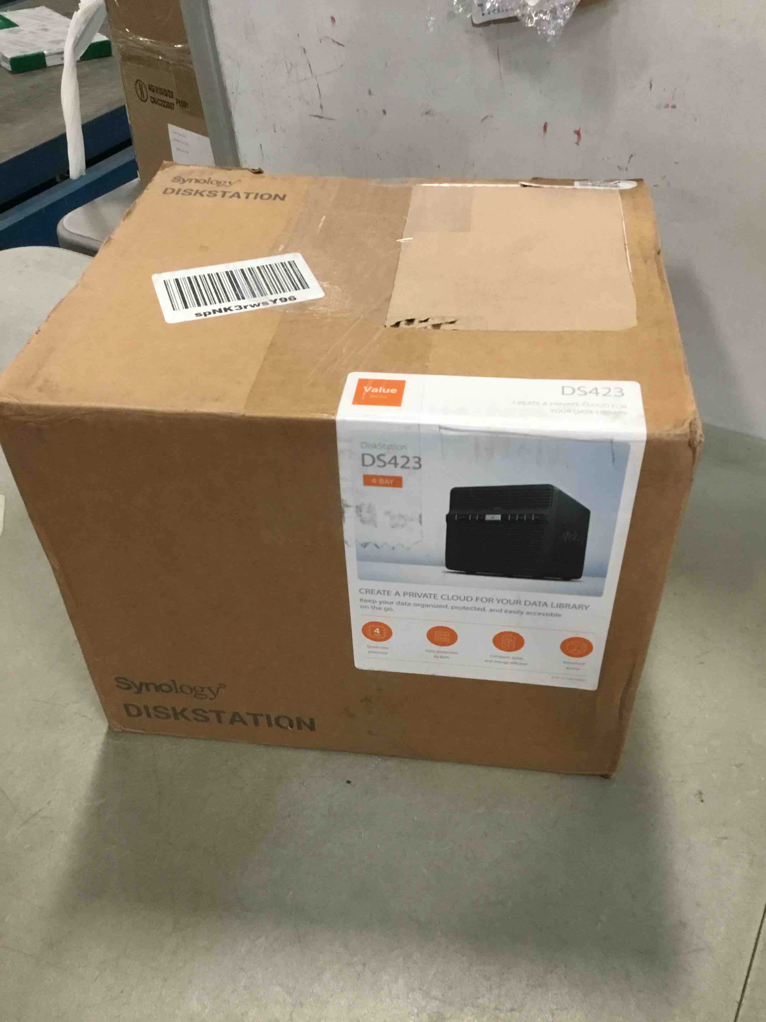 https://s3.amazonaws.com/lotting-images-prod/bidfta/GRN5826241_1706883091965.jpeg