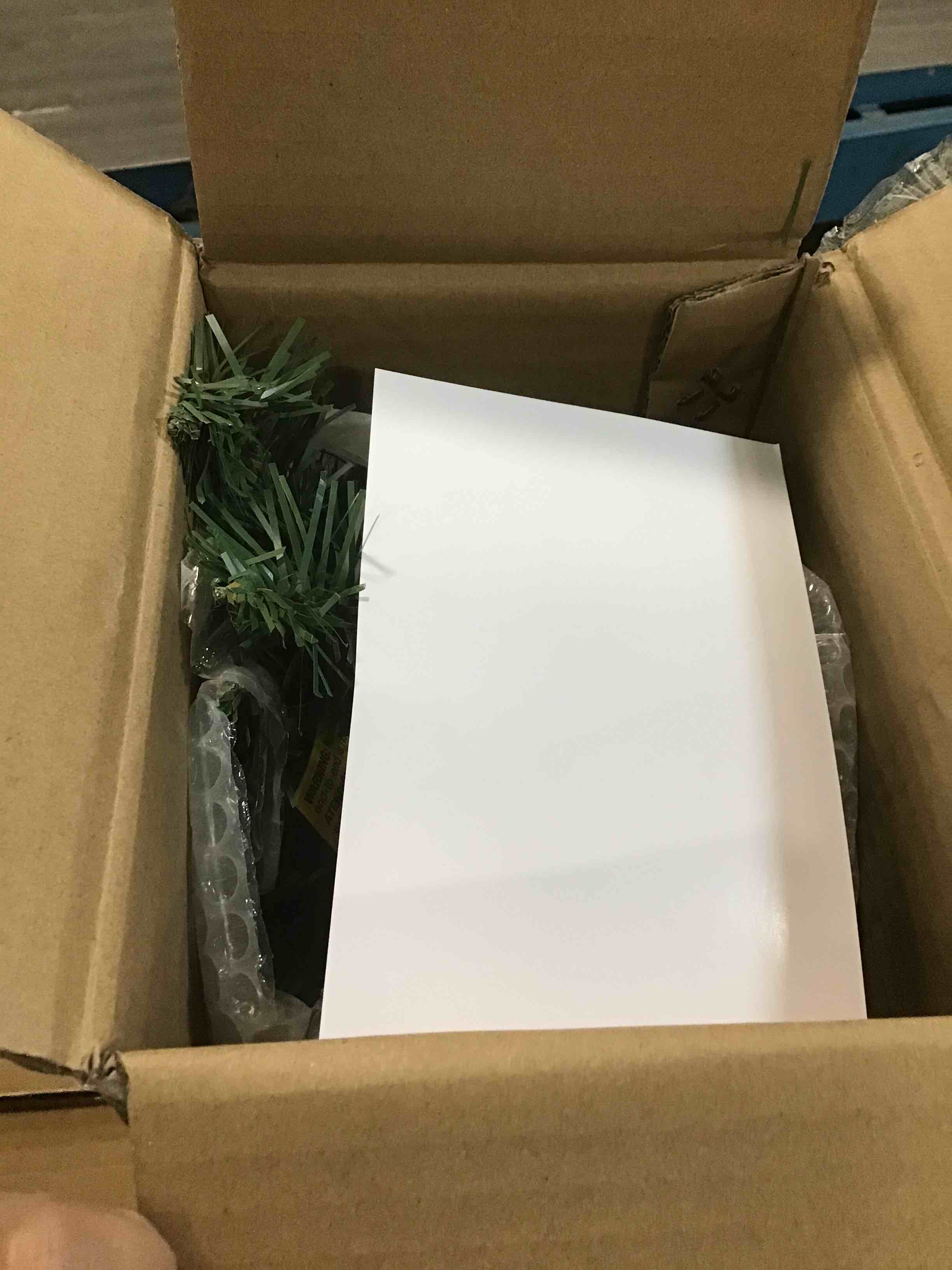 https://s3.amazonaws.com/lotting-images-prod/bidfta/GRN5826856_1706115115952.jpeg
