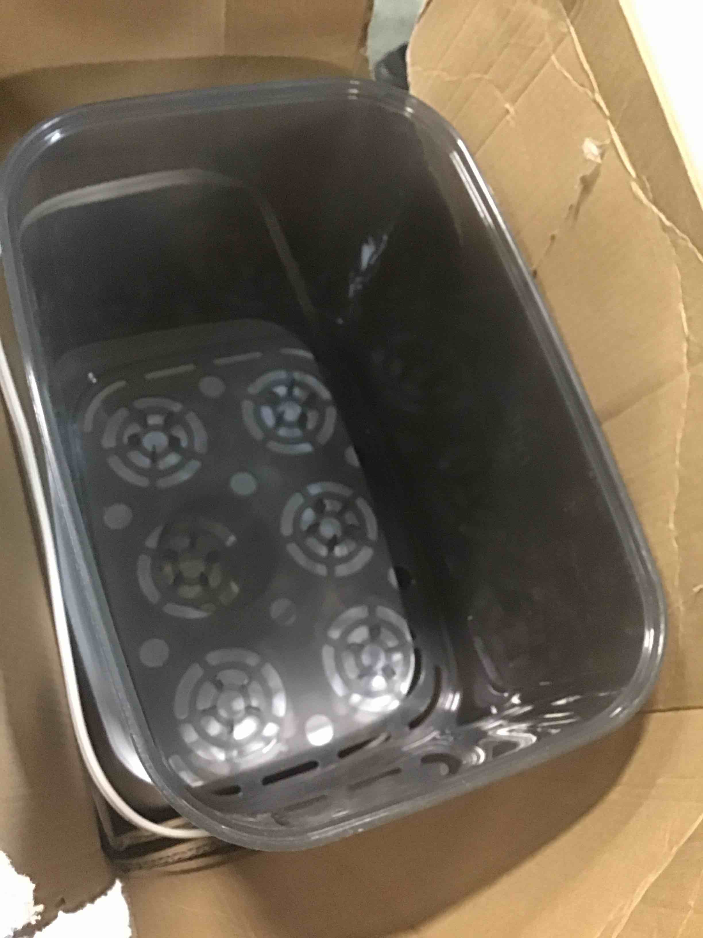 https://s3.amazonaws.com/lotting-images-prod/bidfta/GRN5826873_1706116683126.jpeg