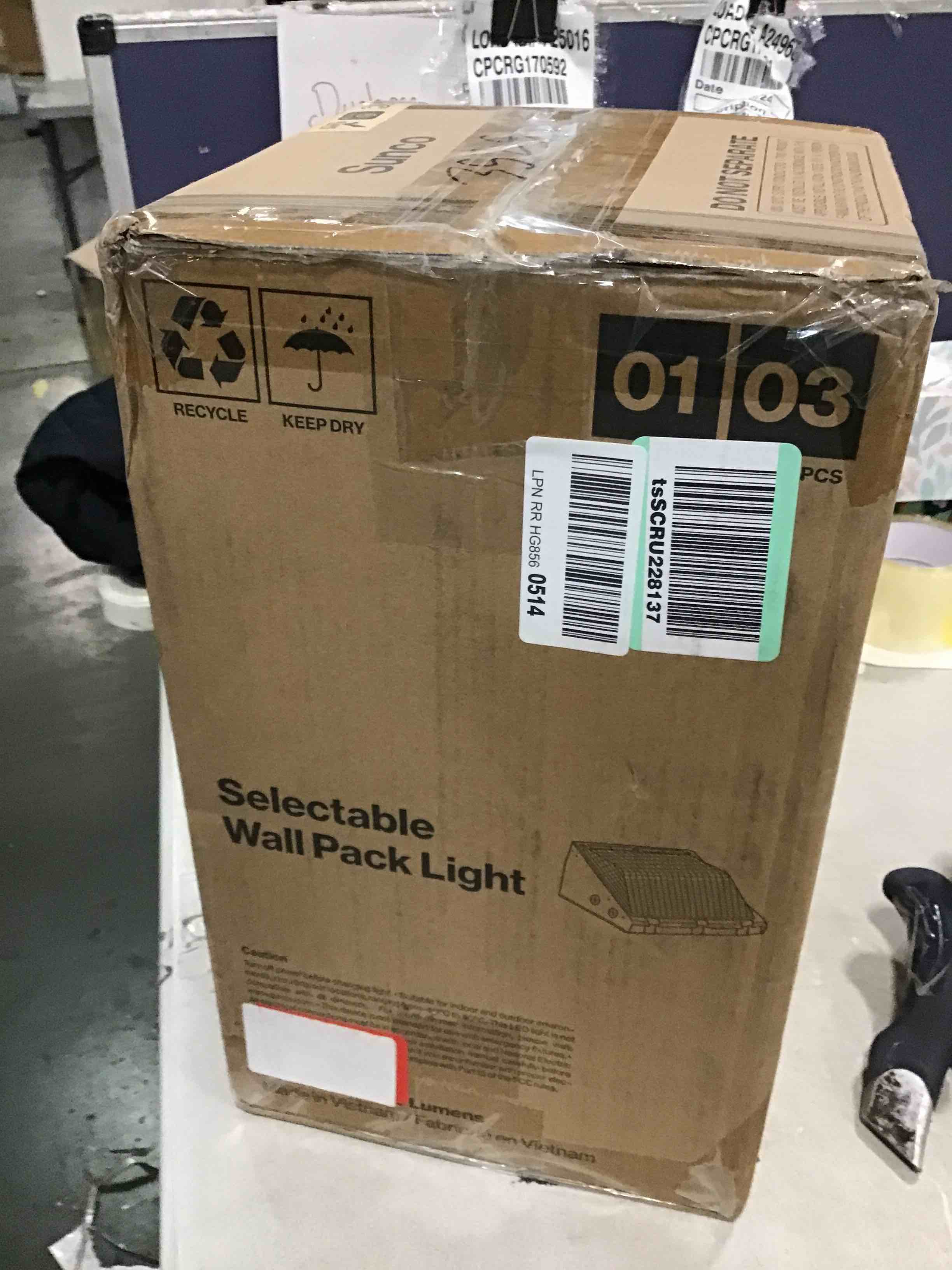 https://s3.amazonaws.com/lotting-images-prod/bidfta/GRN5827952_1704557328438.jpeg