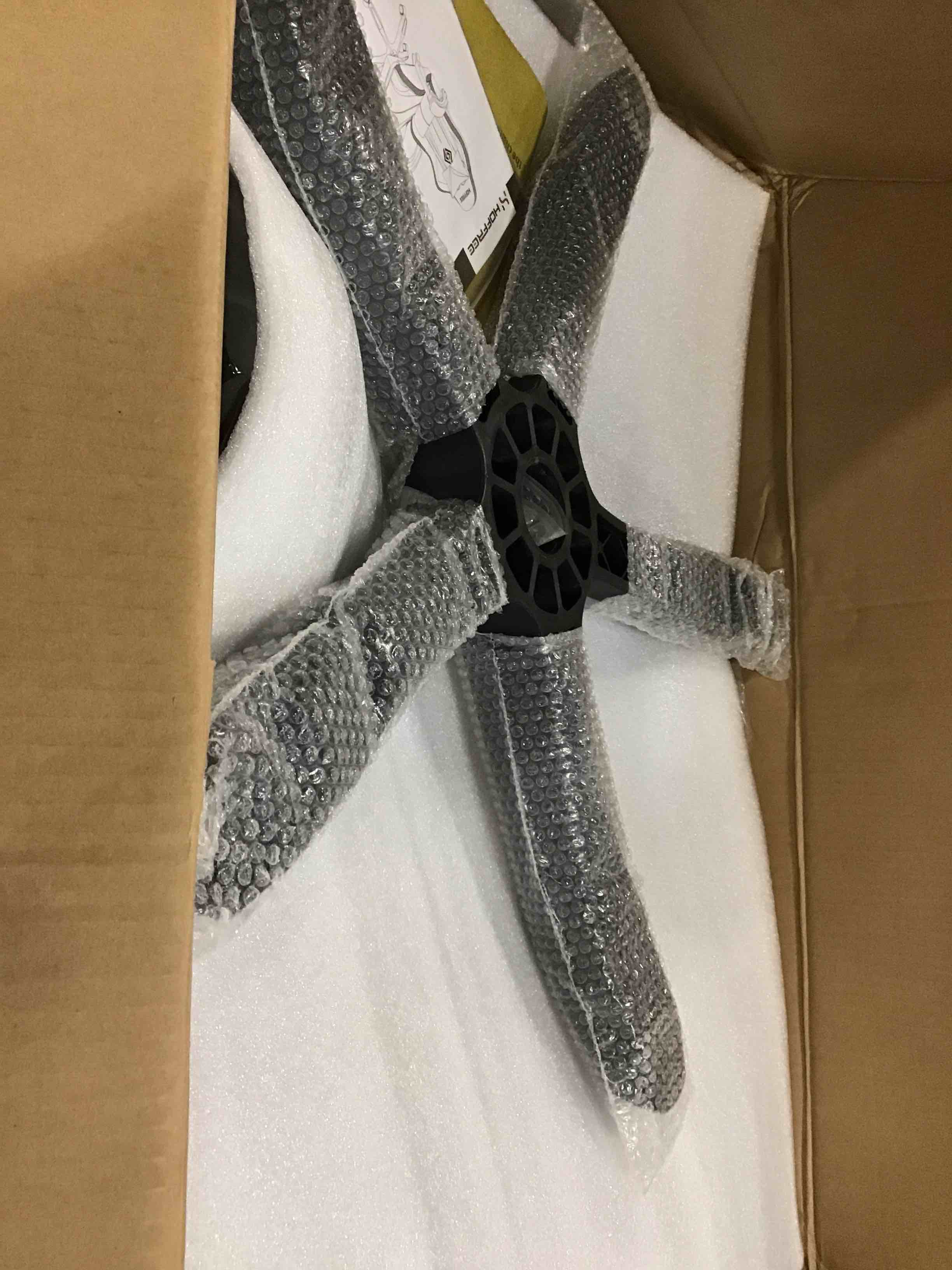 https://s3.amazonaws.com/lotting-images-prod/bidfta/GRN5828049_1704715849584.jpeg