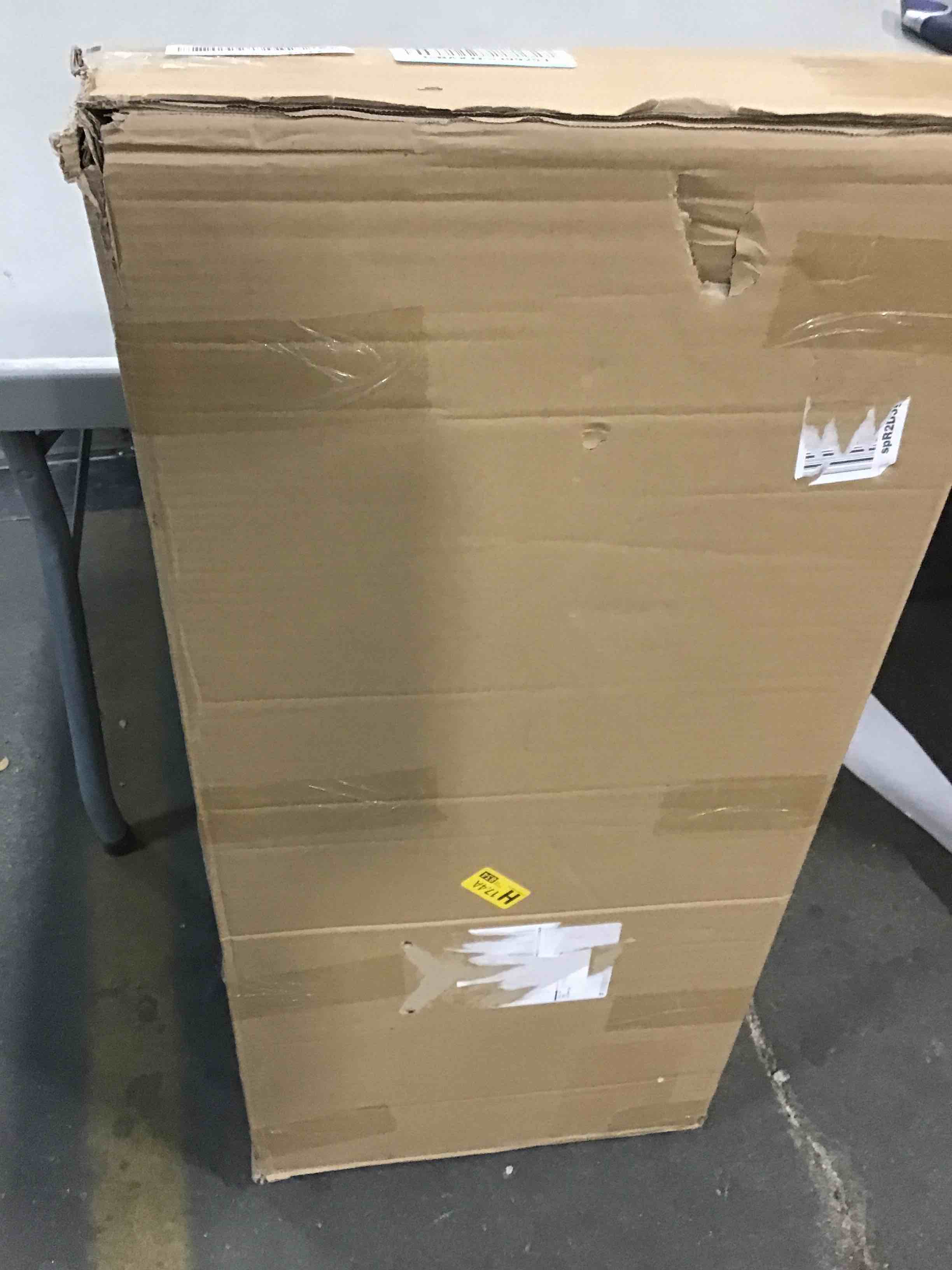 https://s3.amazonaws.com/lotting-images-prod/bidfta/GRN5828513_1704803986703.jpeg