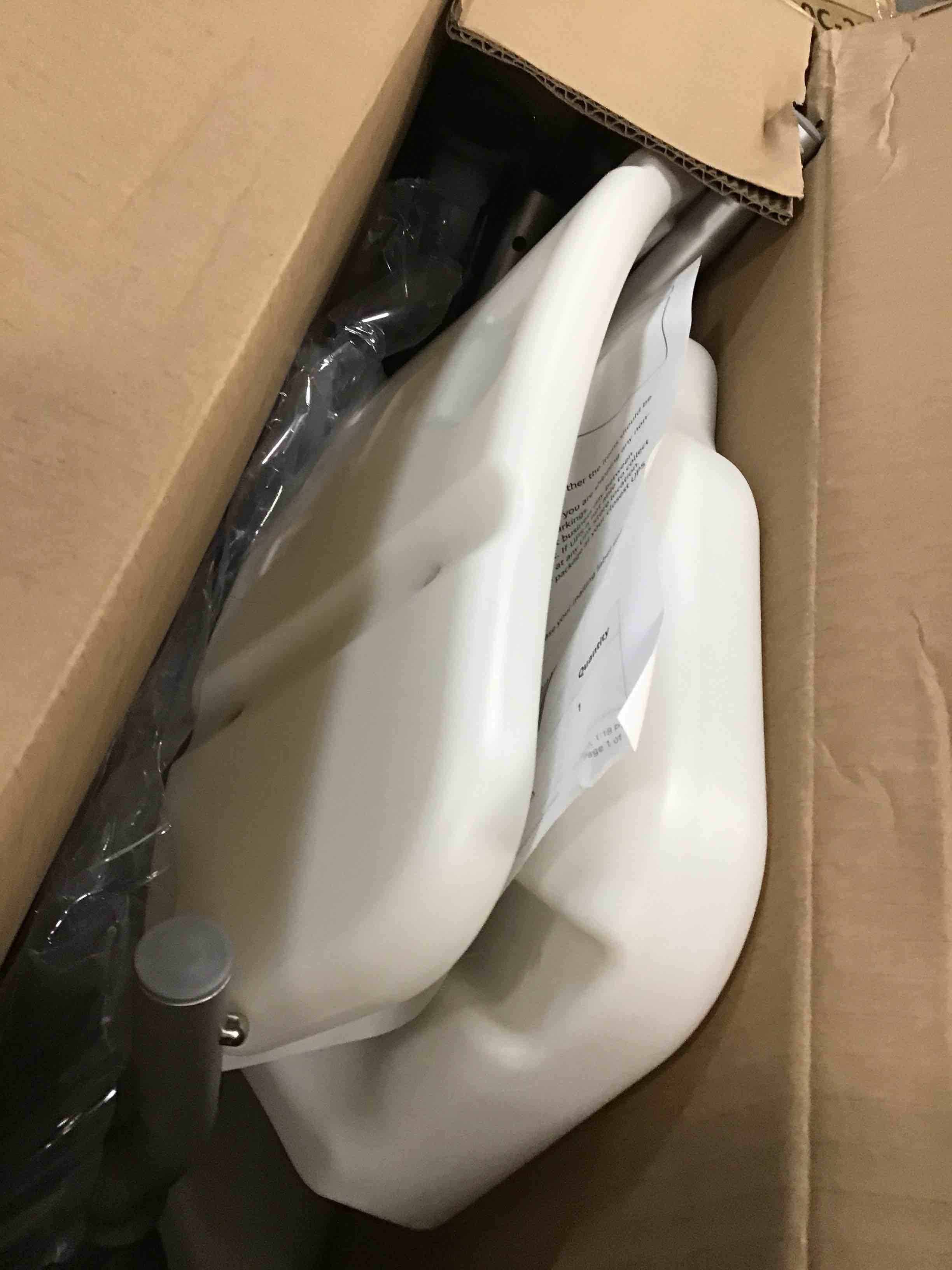 https://s3.amazonaws.com/lotting-images-prod/bidfta/GRN5828744_1704823779670.jpeg