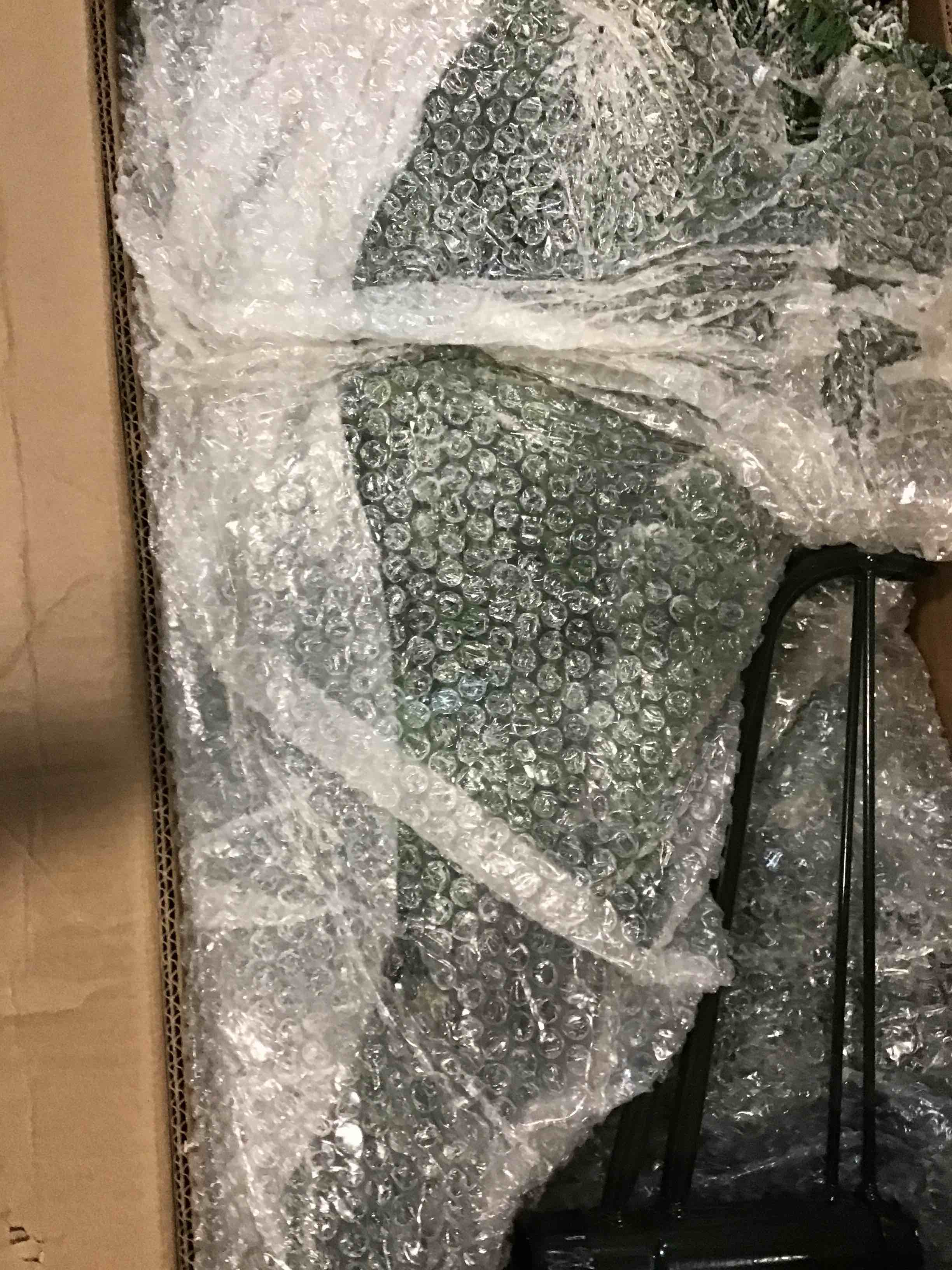 https://s3.amazonaws.com/lotting-images-prod/bidfta/GRN5828985_1704897701272.jpeg