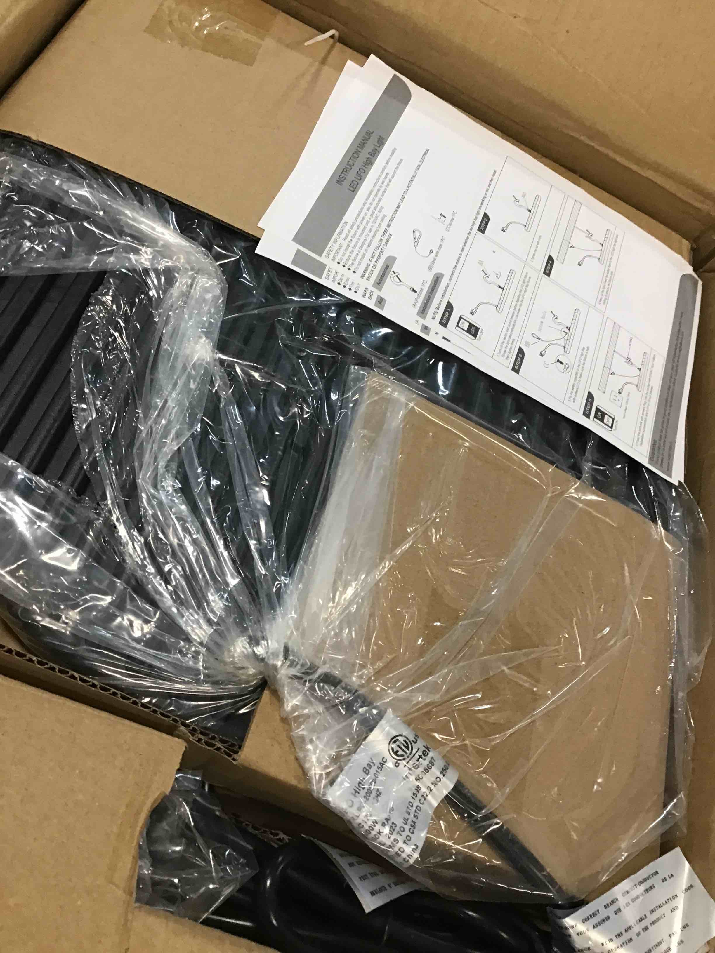 https://s3.amazonaws.com/lotting-images-prod/bidfta/GRN5829303_1704974918856.jpeg