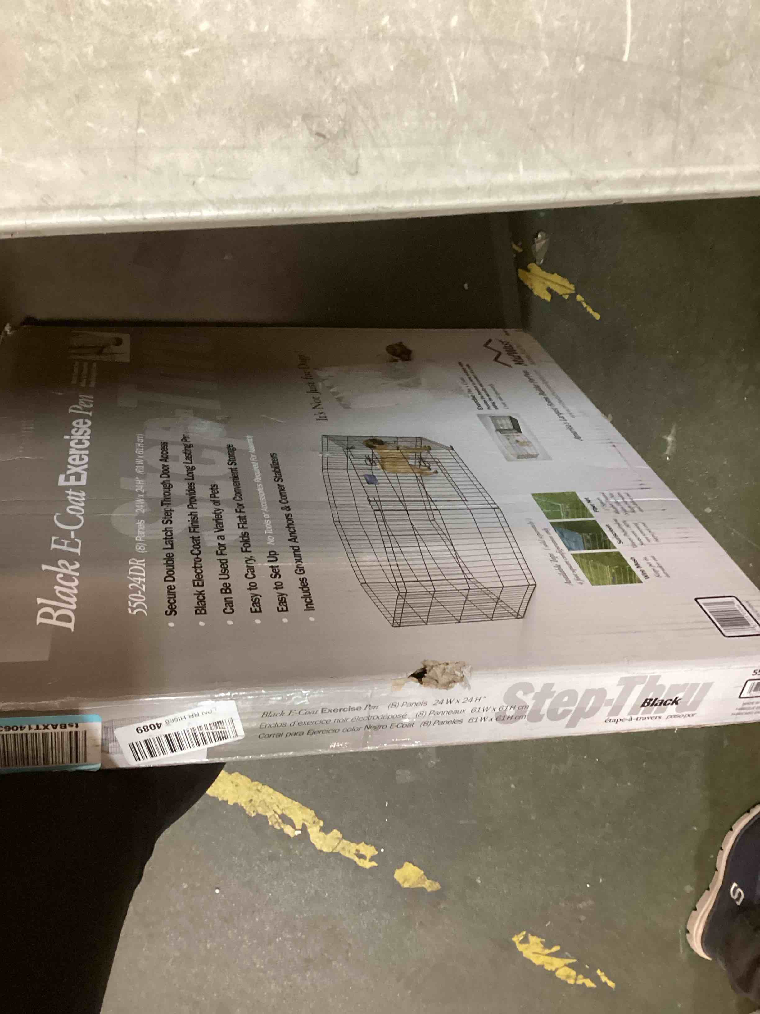 https://s3.amazonaws.com/lotting-images-prod/bidfta/GRN5830753_1705423035677.jpeg