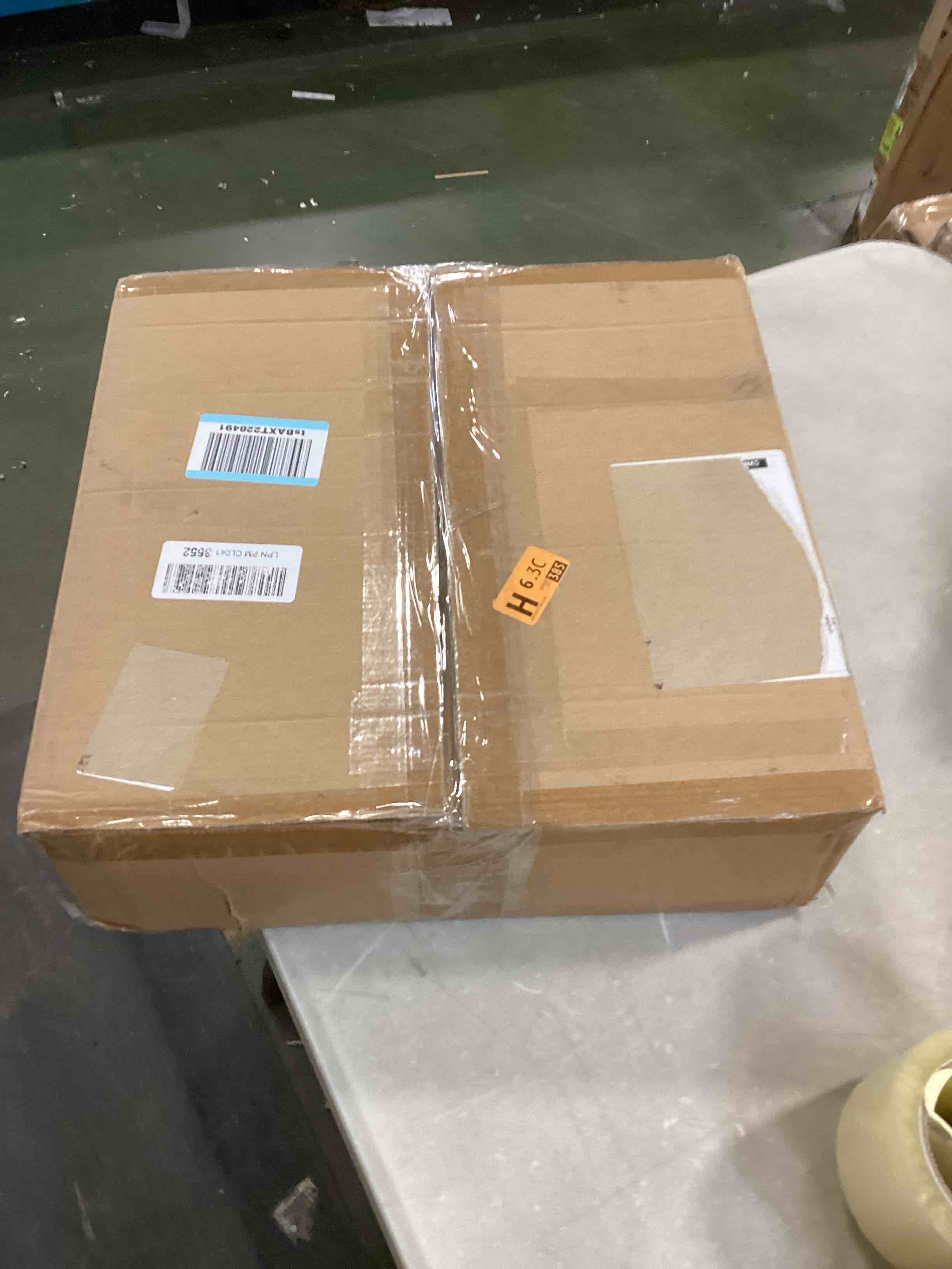 https://s3.amazonaws.com/lotting-images-prod/bidfta/GRN5831166_1704725111003.jpeg