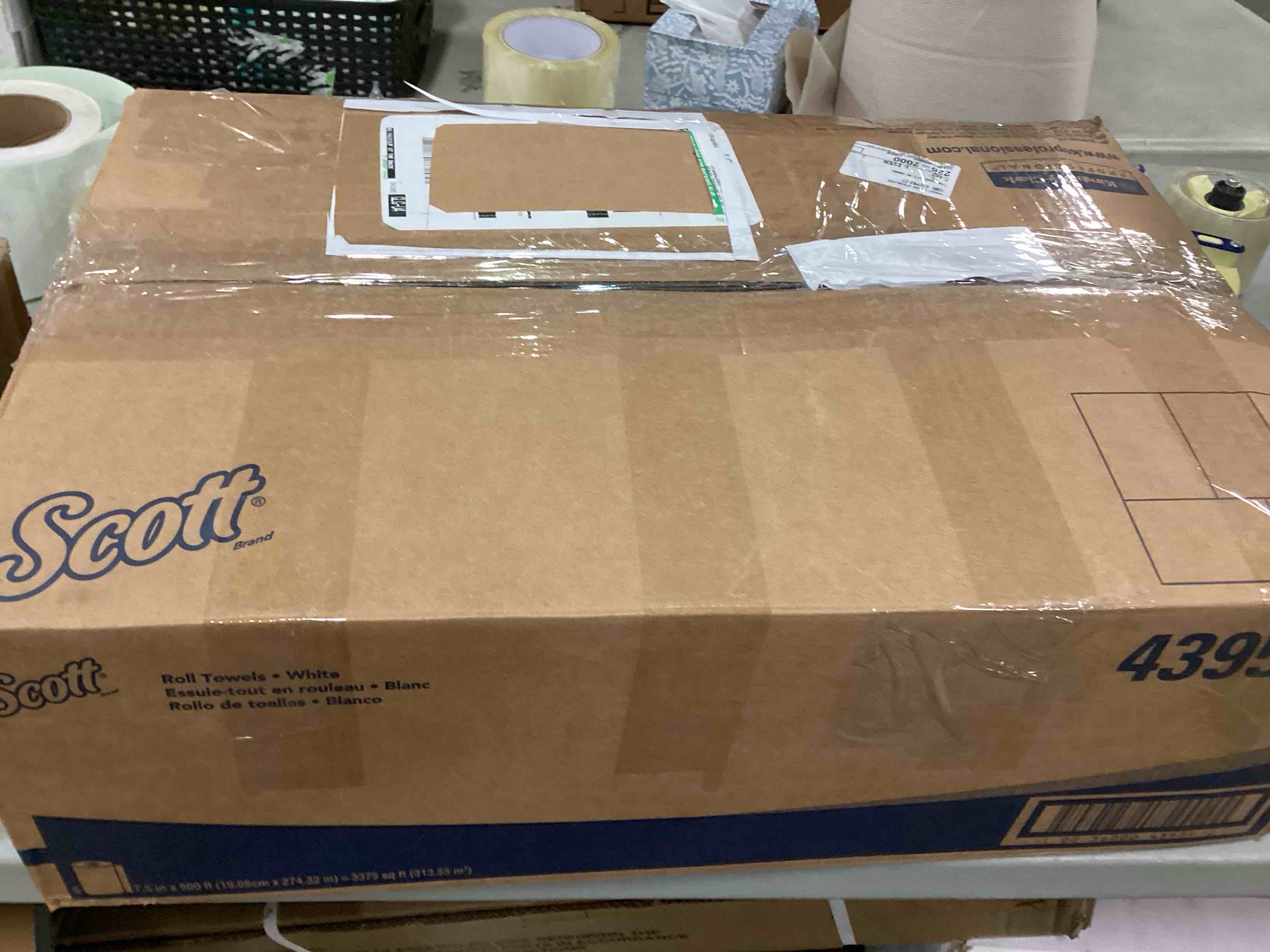 https://s3.amazonaws.com/lotting-images-prod/bidfta/GRN5831598_1704891054271.jpeg