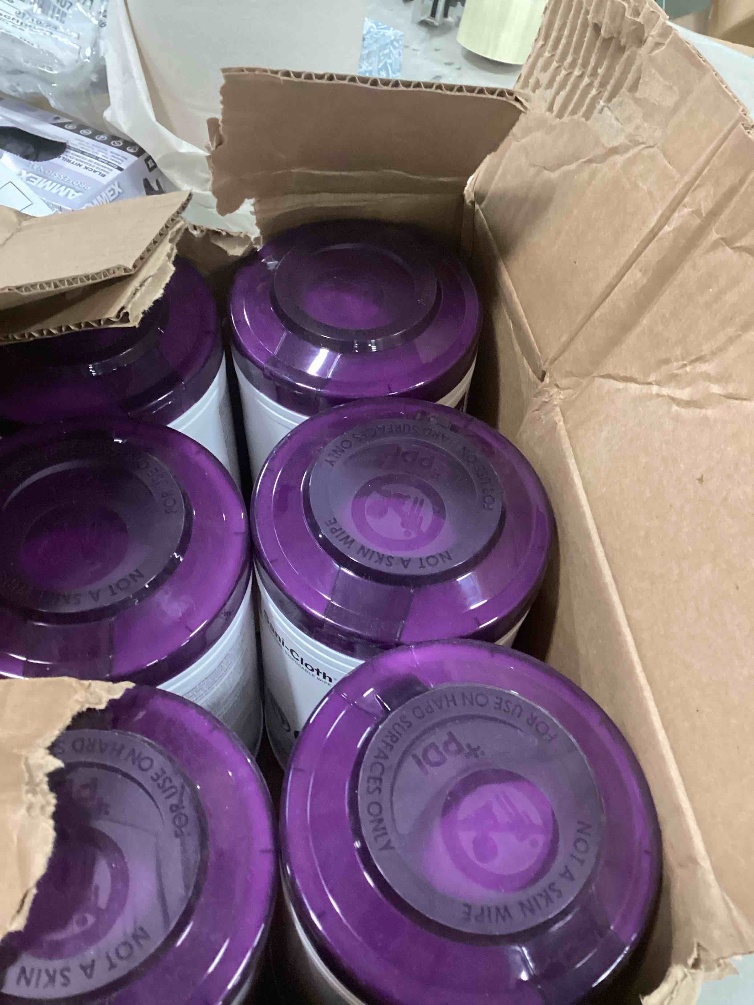 https://s3.amazonaws.com/lotting-images-prod/bidfta/GRN5831823_1704921457265.jpeg