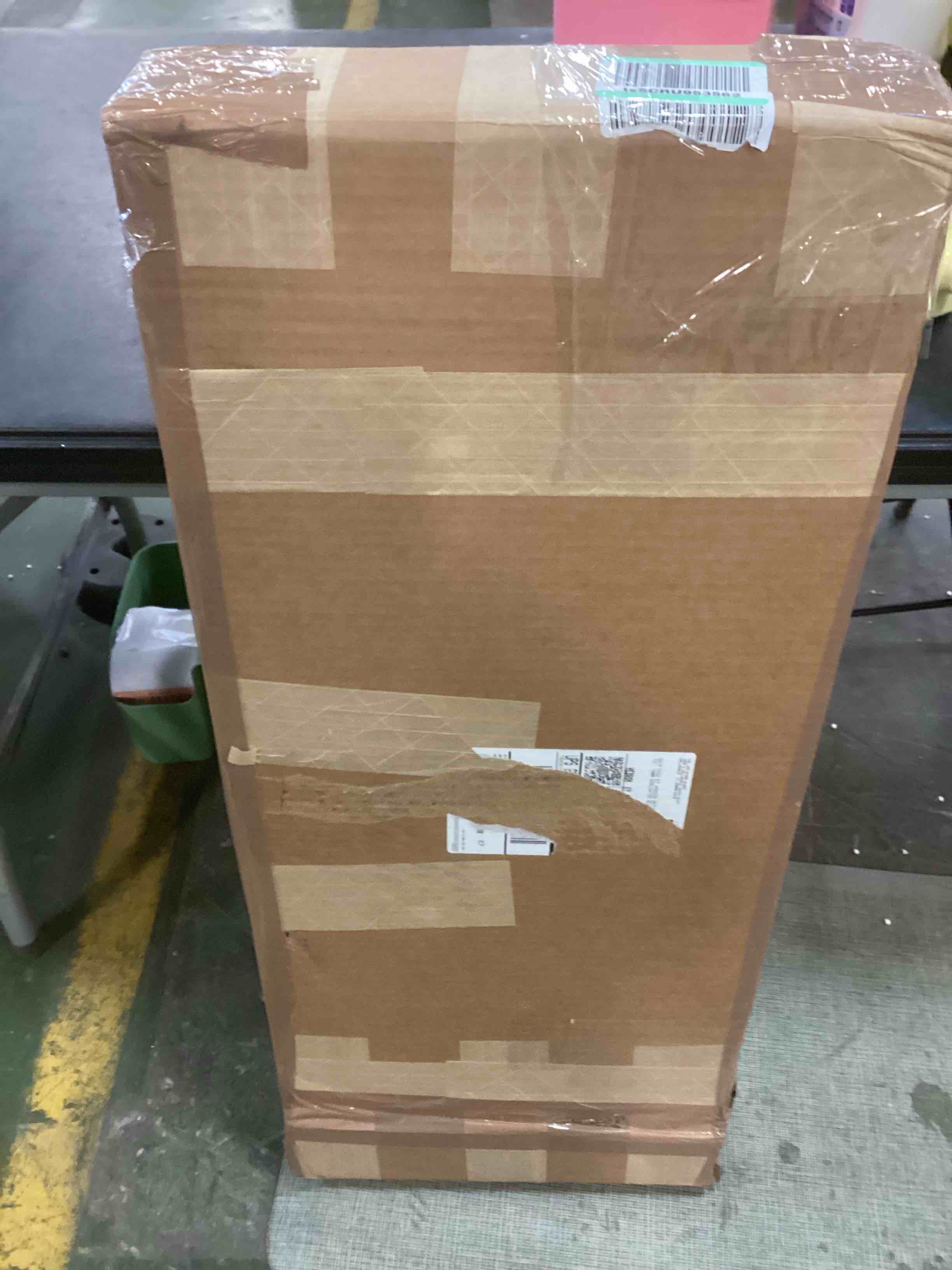 https://s3.amazonaws.com/lotting-images-prod/bidfta/GRN5832068_1705005013202.jpeg