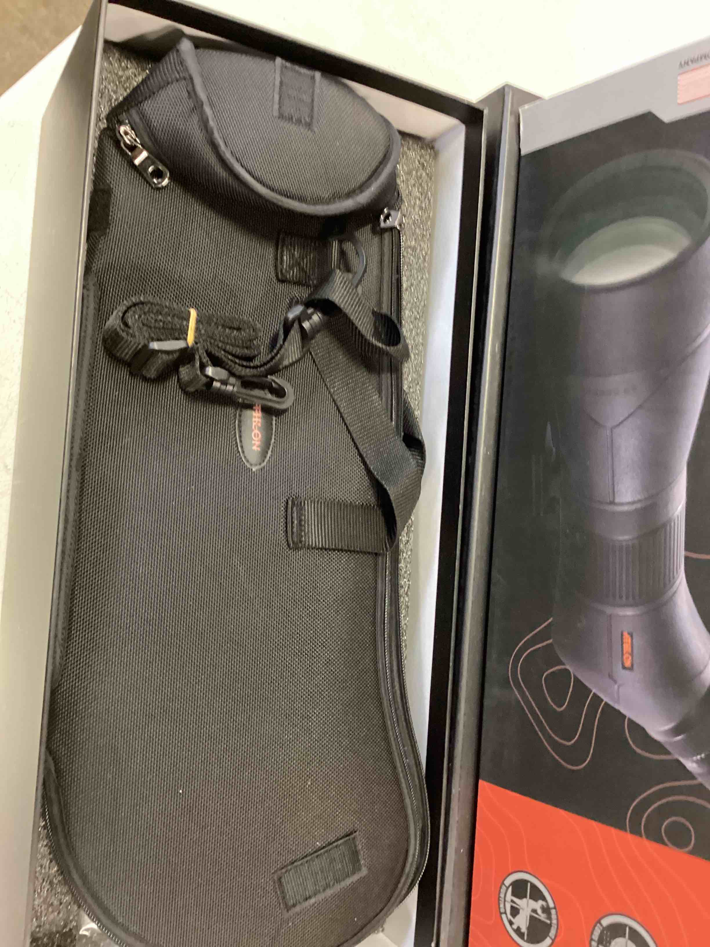 https://s3.amazonaws.com/lotting-images-prod/bidfta/GRN5833903_1706122455145.jpeg