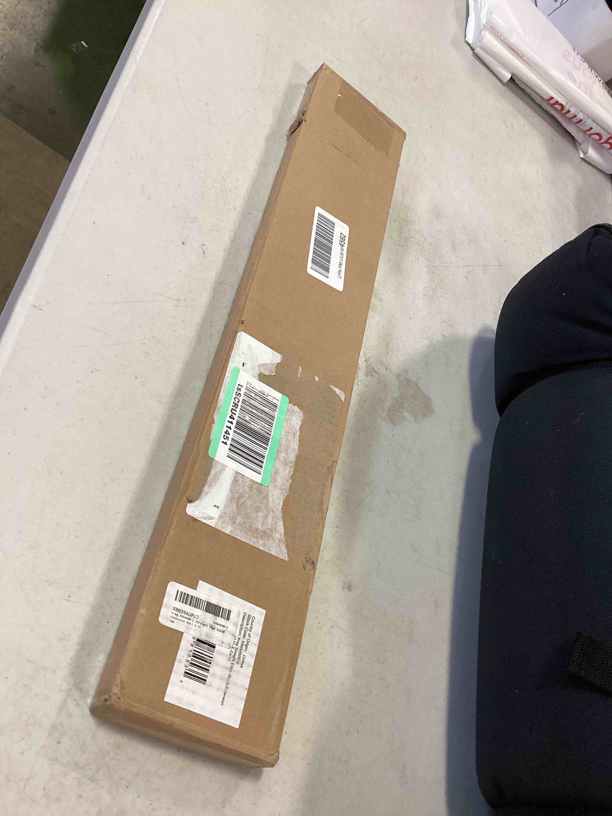 https://s3.amazonaws.com/lotting-images-prod/bidfta/GRN5833910_1706126269882.jpeg