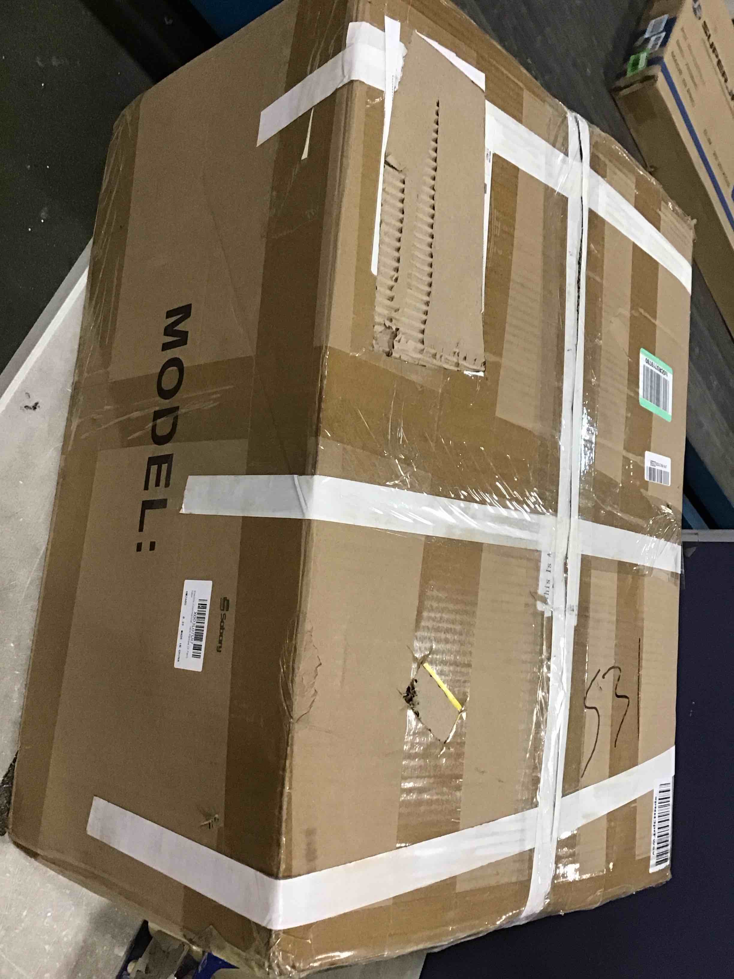 https://s3.amazonaws.com/lotting-images-prod/bidfta/GRN5834000_1704830081755.jpeg