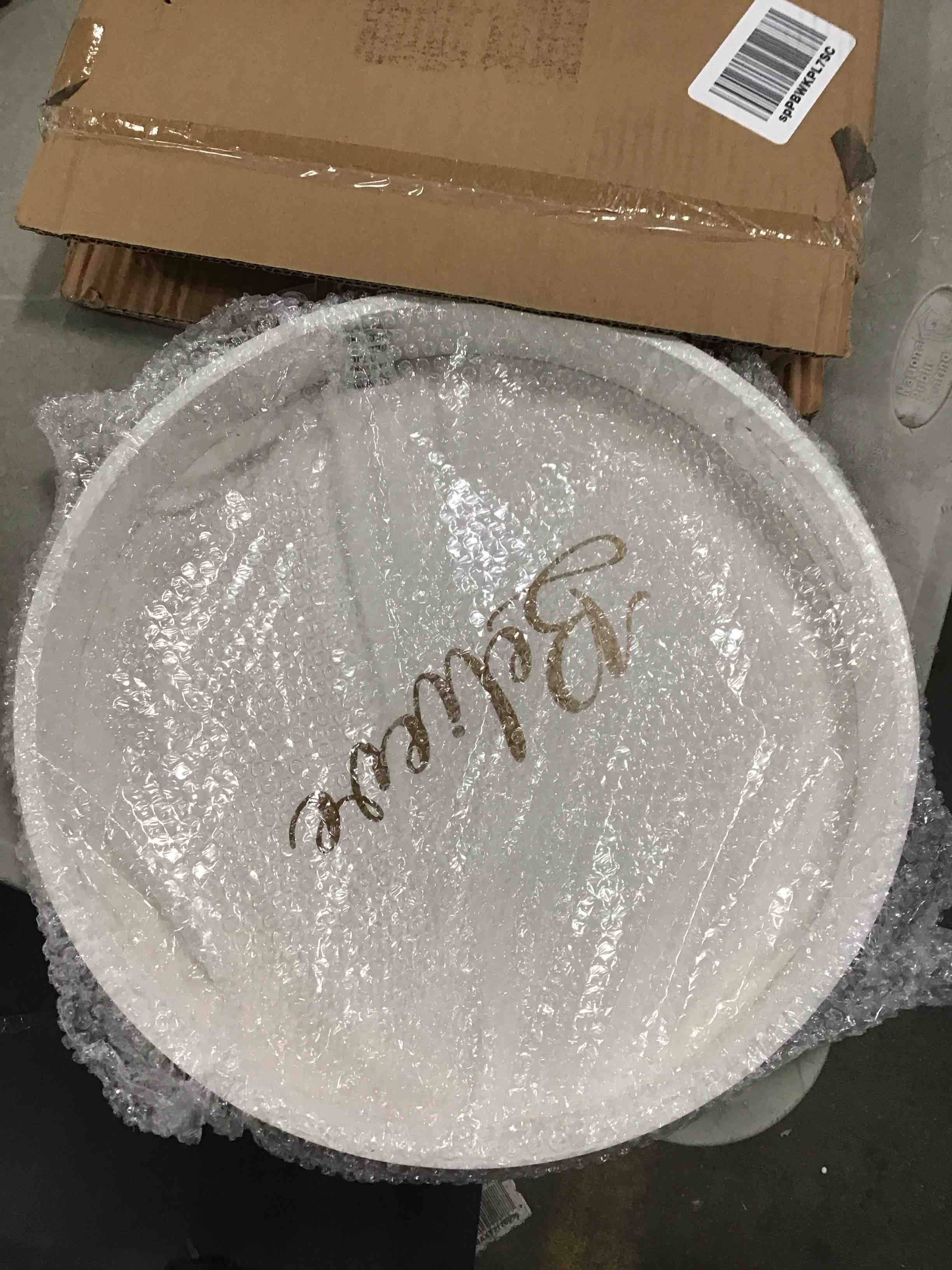 https://s3.amazonaws.com/lotting-images-prod/bidfta/GRN5834151_1704903504565.jpeg