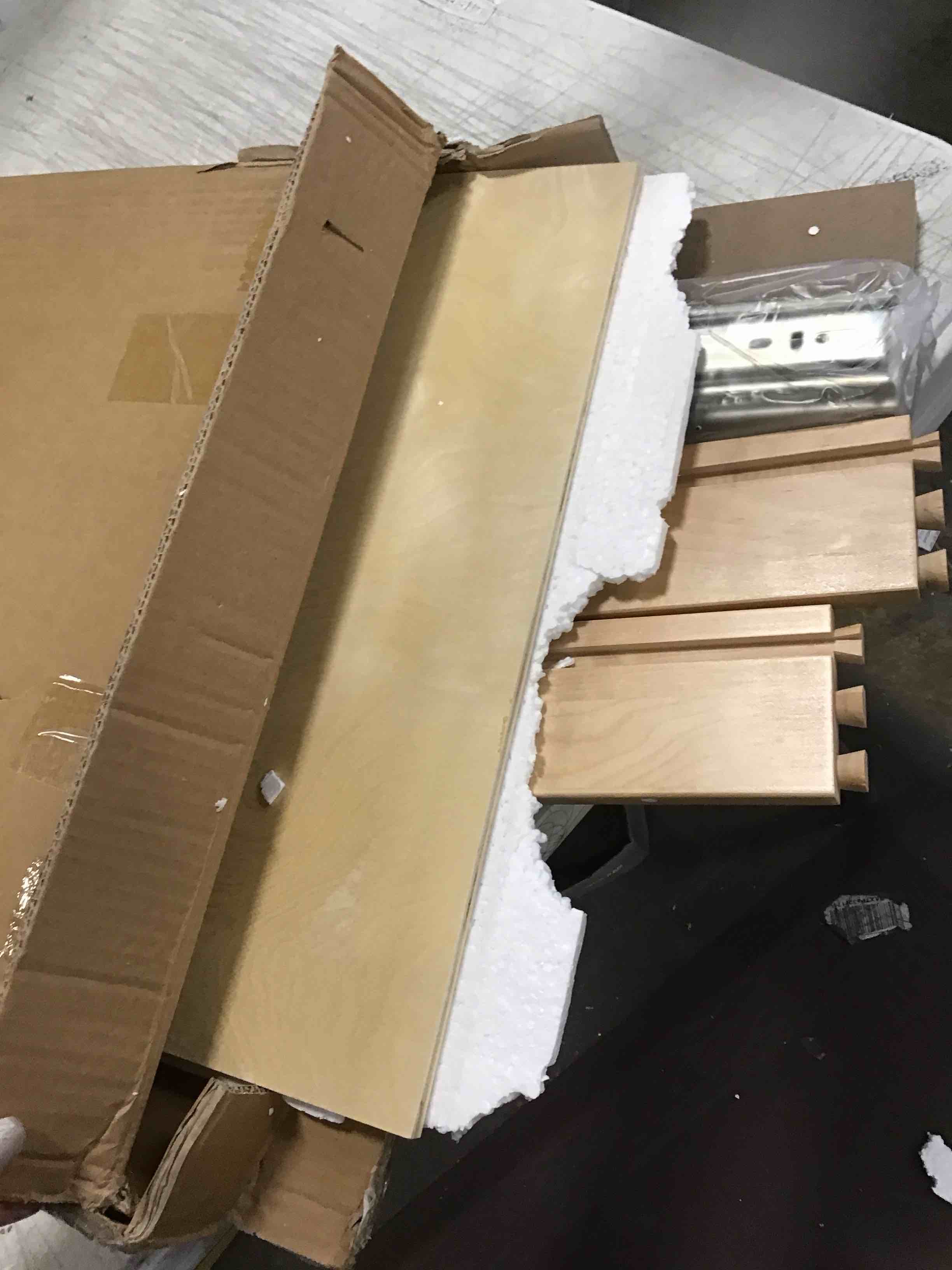 https://s3.amazonaws.com/lotting-images-prod/bidfta/GRN5834456_1704996087314.jpeg