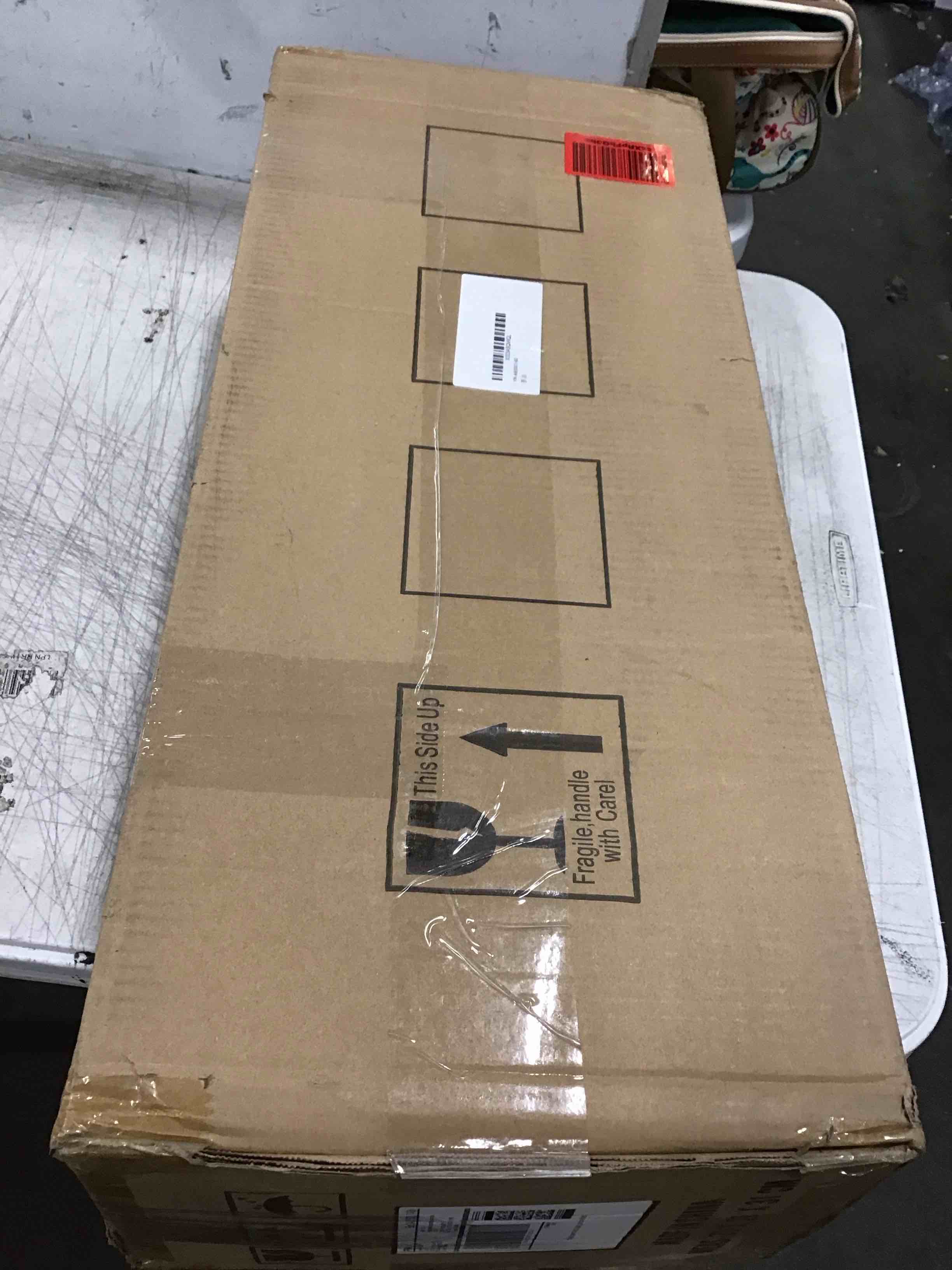 https://s3.amazonaws.com/lotting-images-prod/bidfta/GRN5834611_1705068907901.jpeg