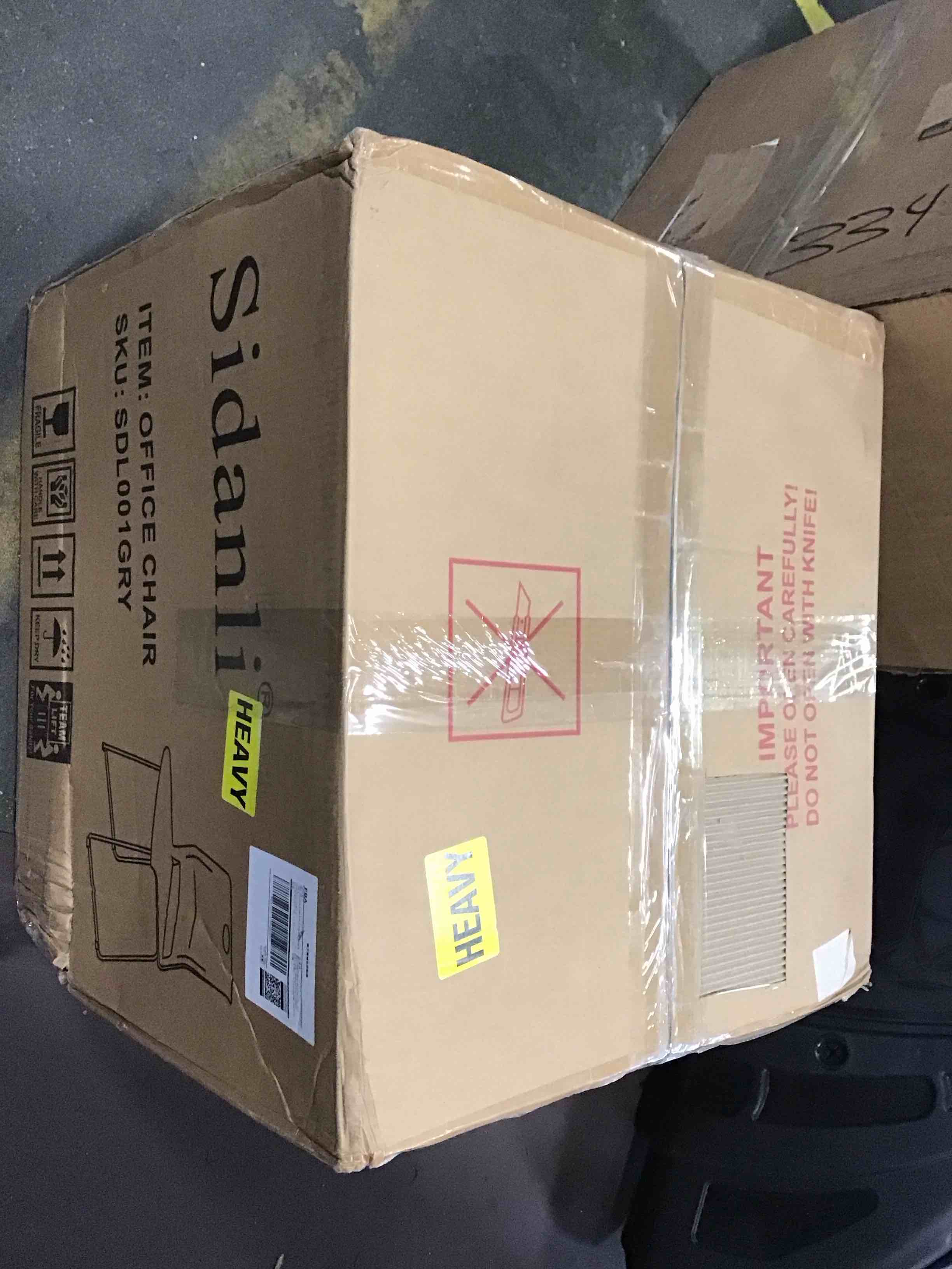 https://s3.amazonaws.com/lotting-images-prod/bidfta/GRN5835162_1705338748742.jpeg