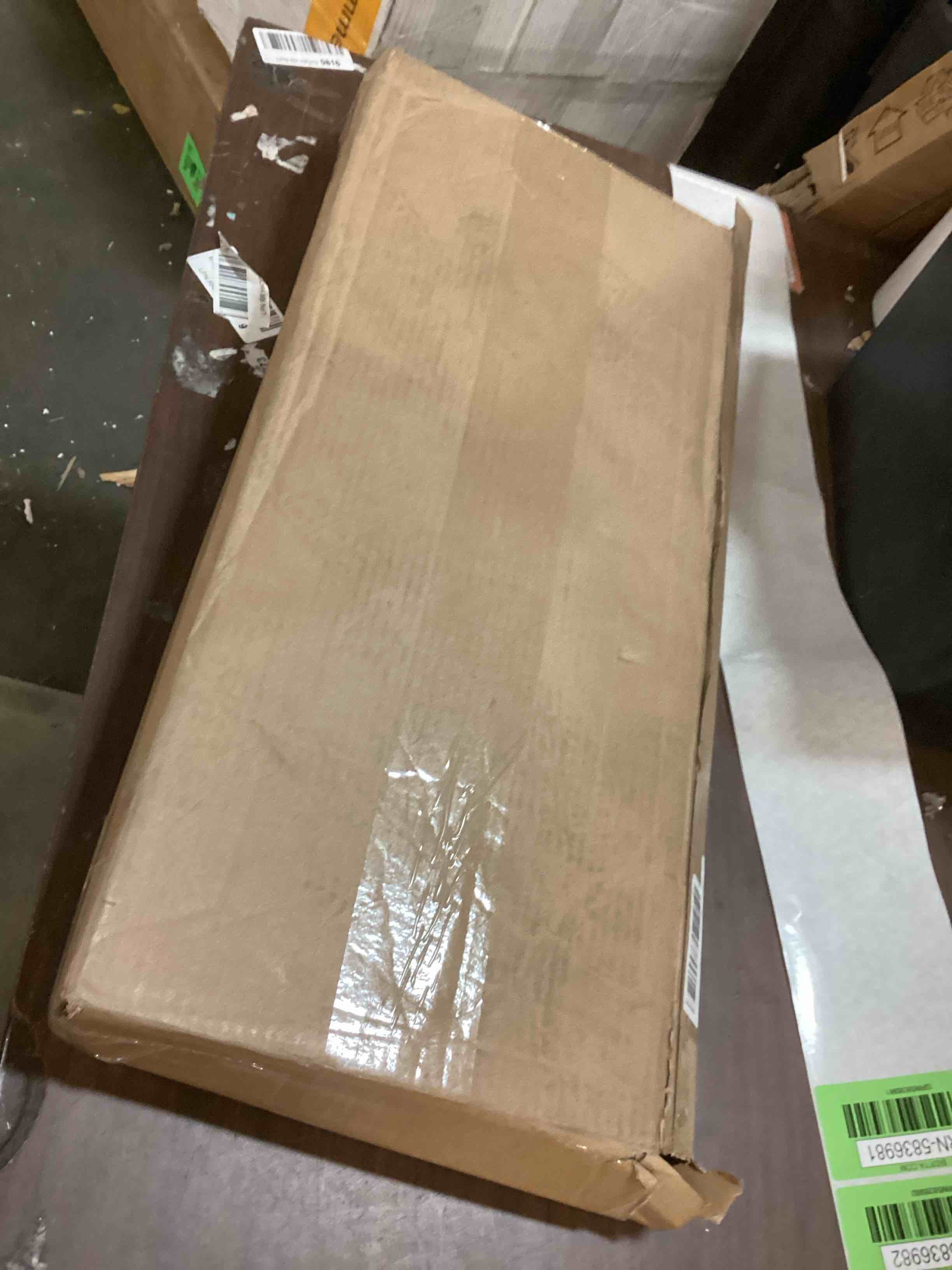 https://s3.amazonaws.com/lotting-images-prod/bidfta/GRN5836981_1704392945466.jpeg