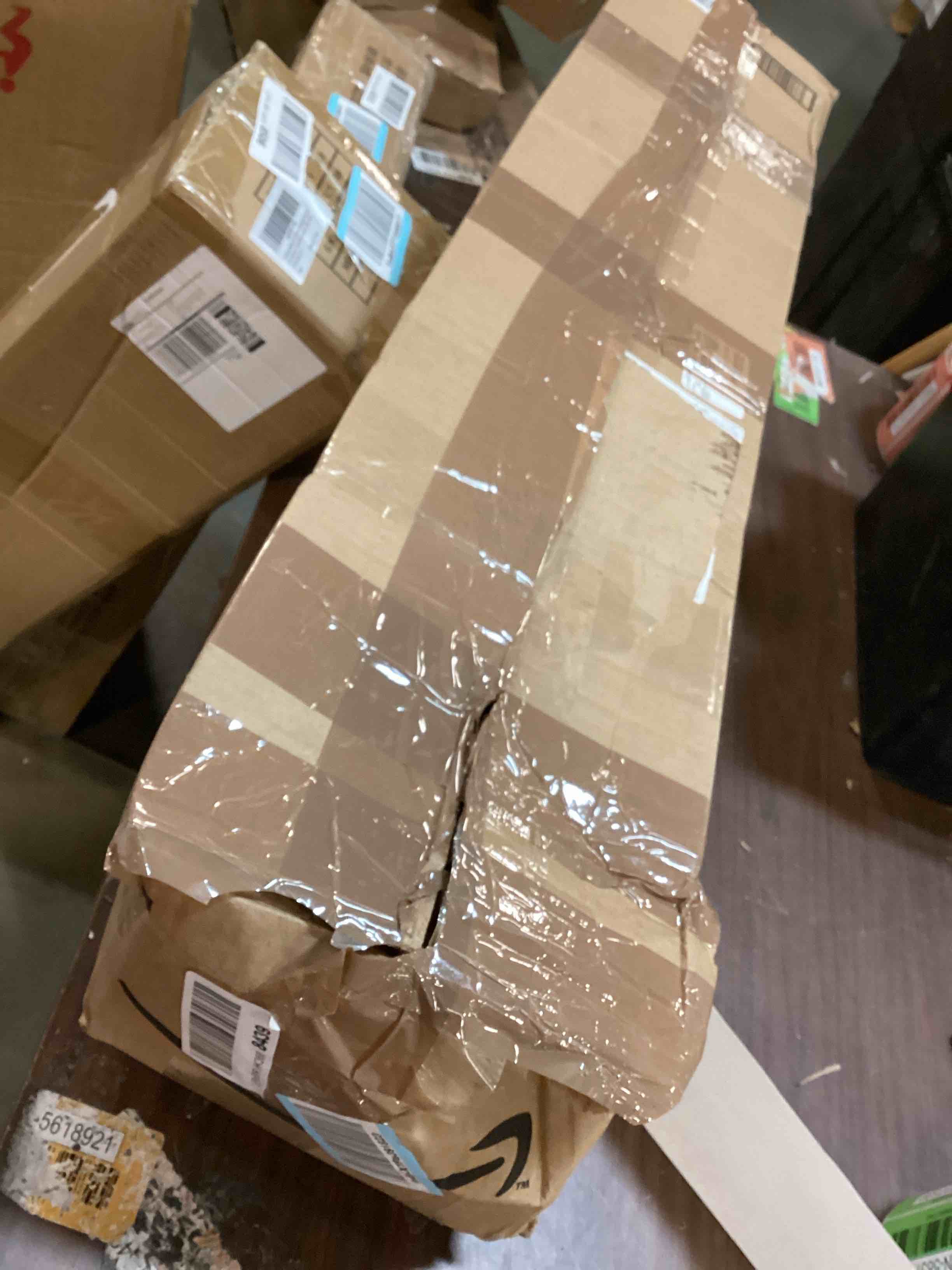 https://s3.amazonaws.com/lotting-images-prod/bidfta/GRN5837332_1704543128140.jpeg