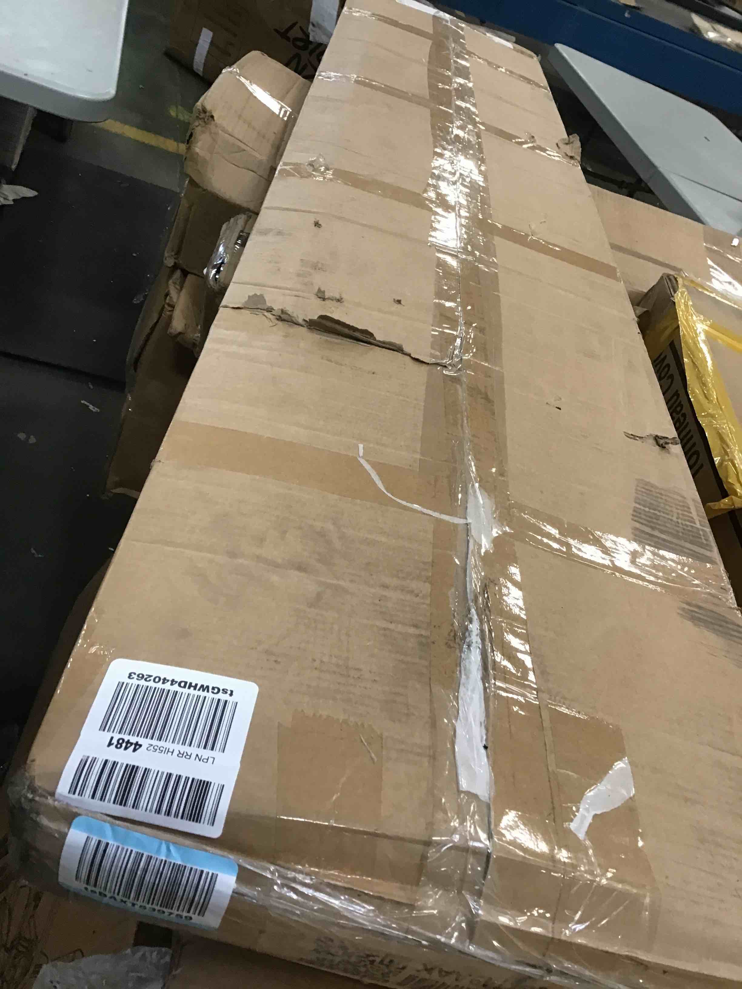 https://s3.amazonaws.com/lotting-images-prod/bidfta/GRN5837532_1704725102132.jpeg