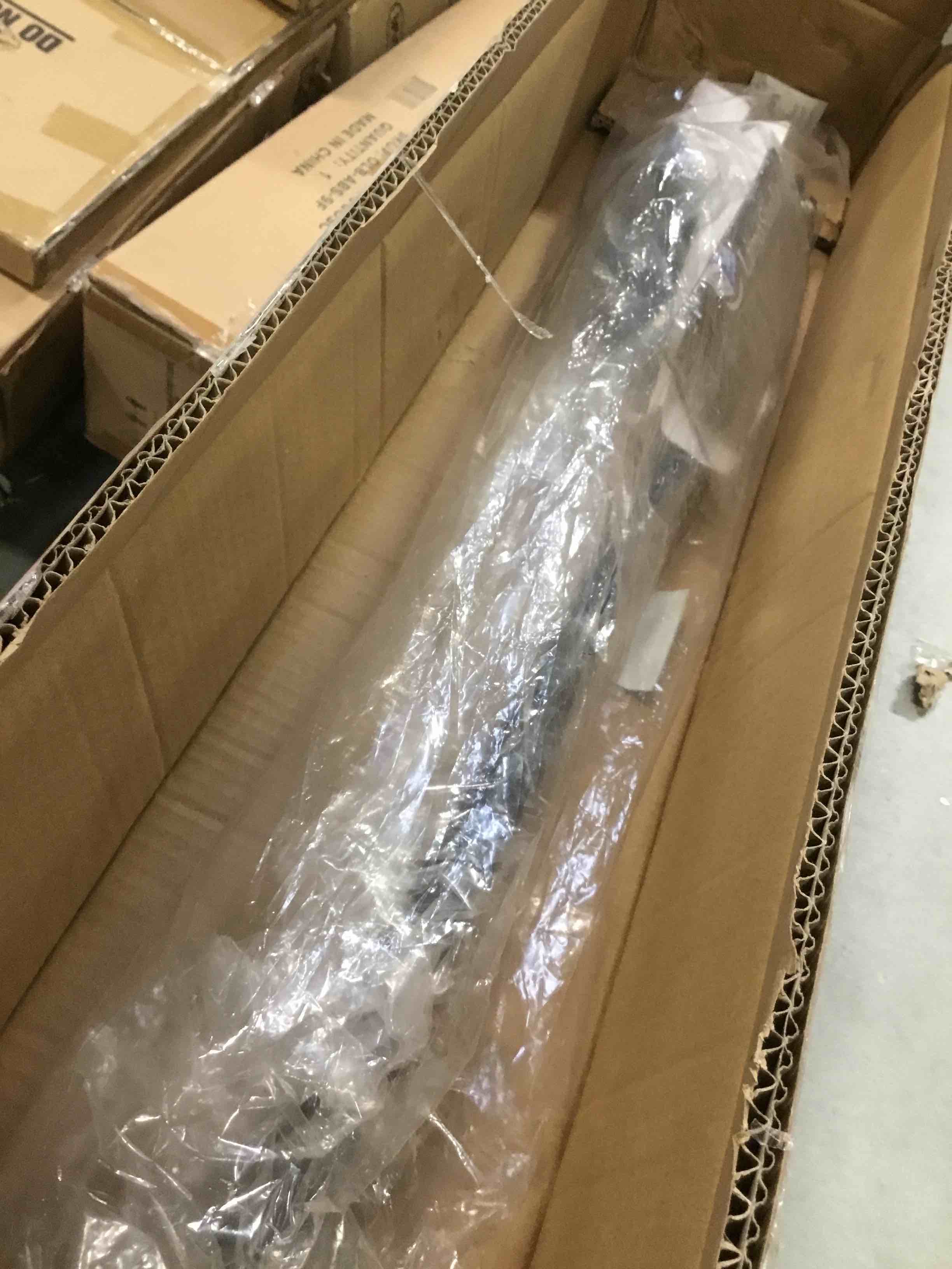 https://s3.amazonaws.com/lotting-images-prod/bidfta/GRN5837691_1704748607834.jpeg