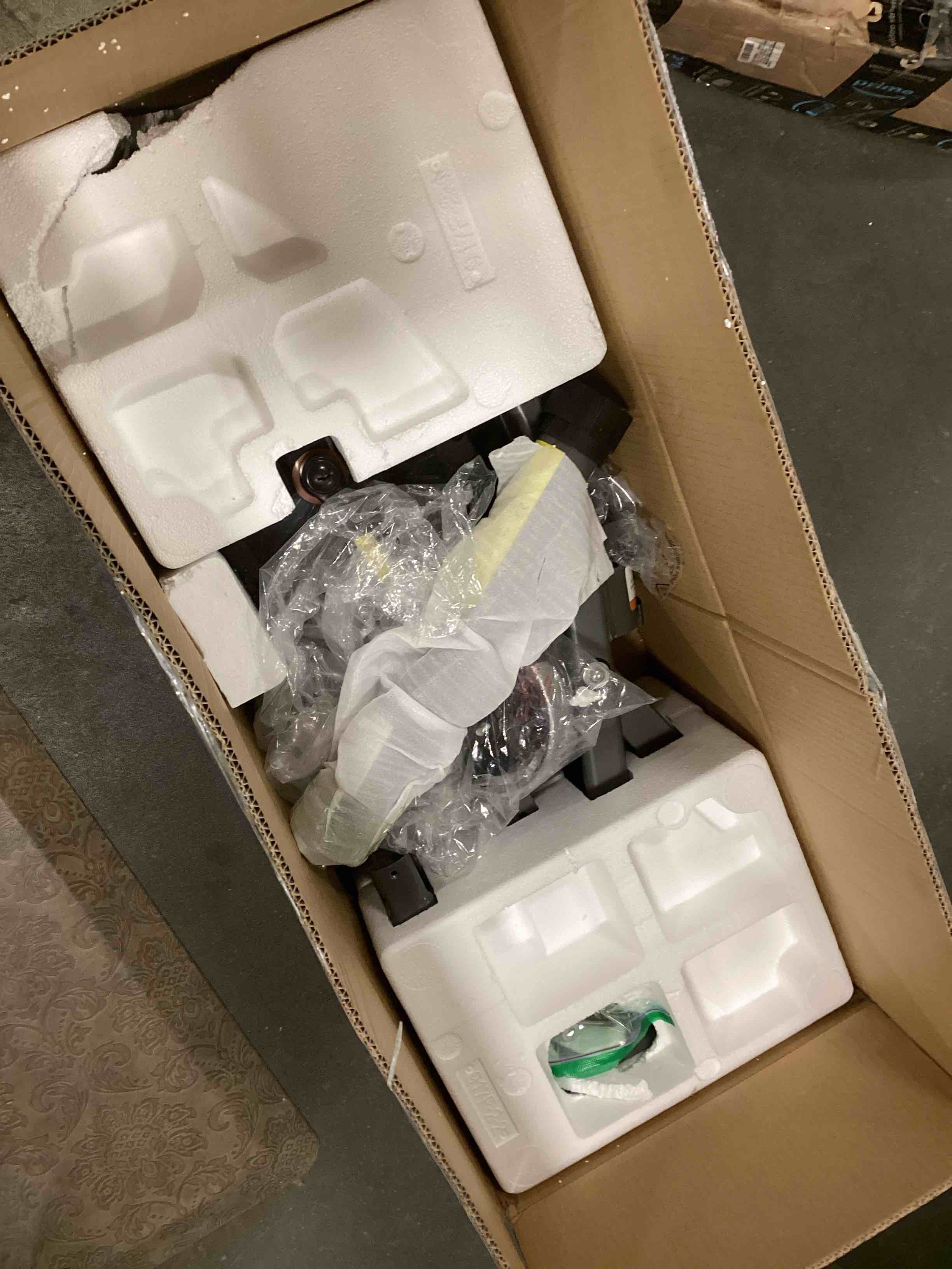 https://s3.amazonaws.com/lotting-images-prod/bidfta/GRN5837705_1704803318998.jpeg