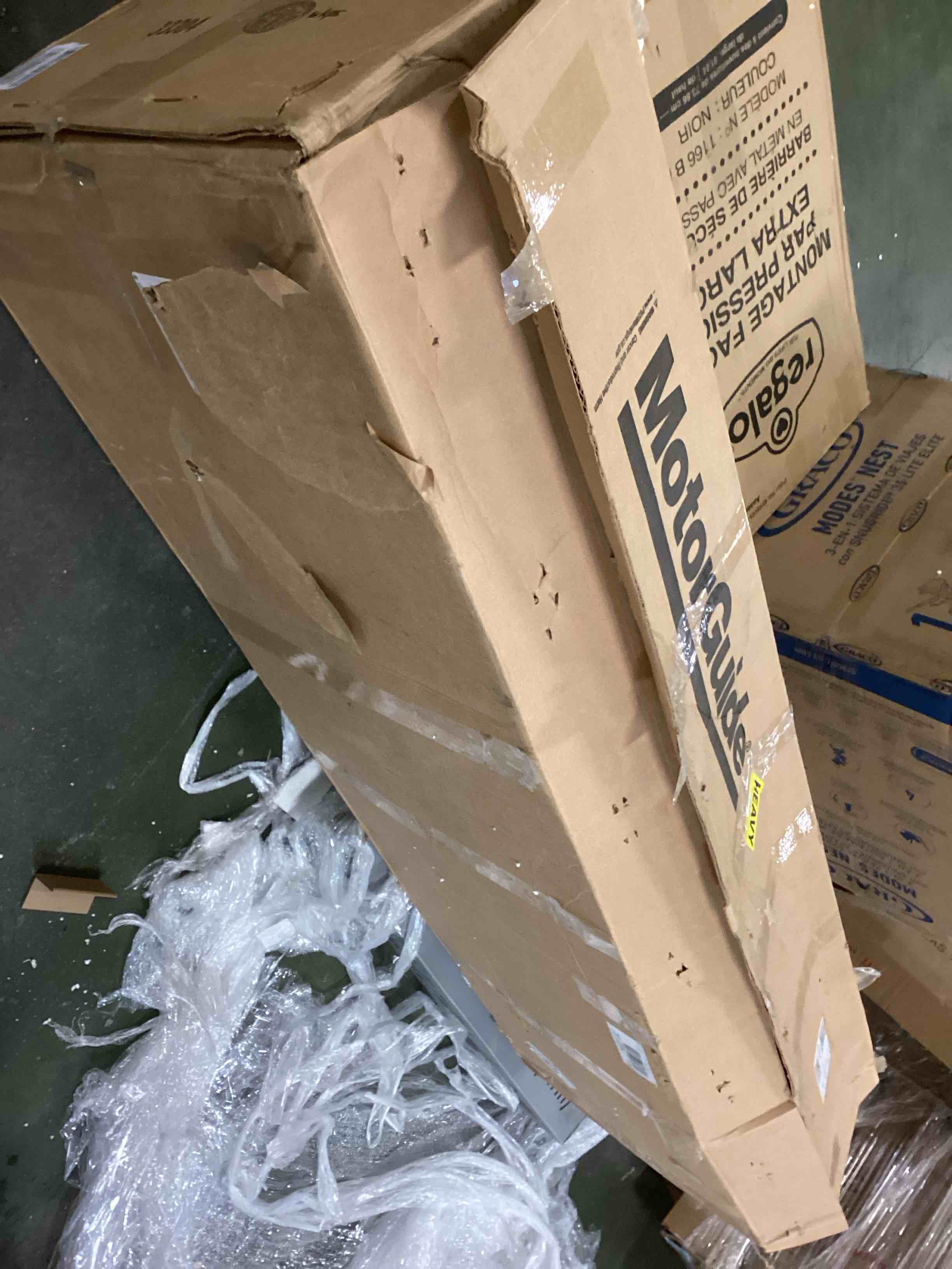 https://s3.amazonaws.com/lotting-images-prod/bidfta/GRN5837876_1704829602436.jpeg