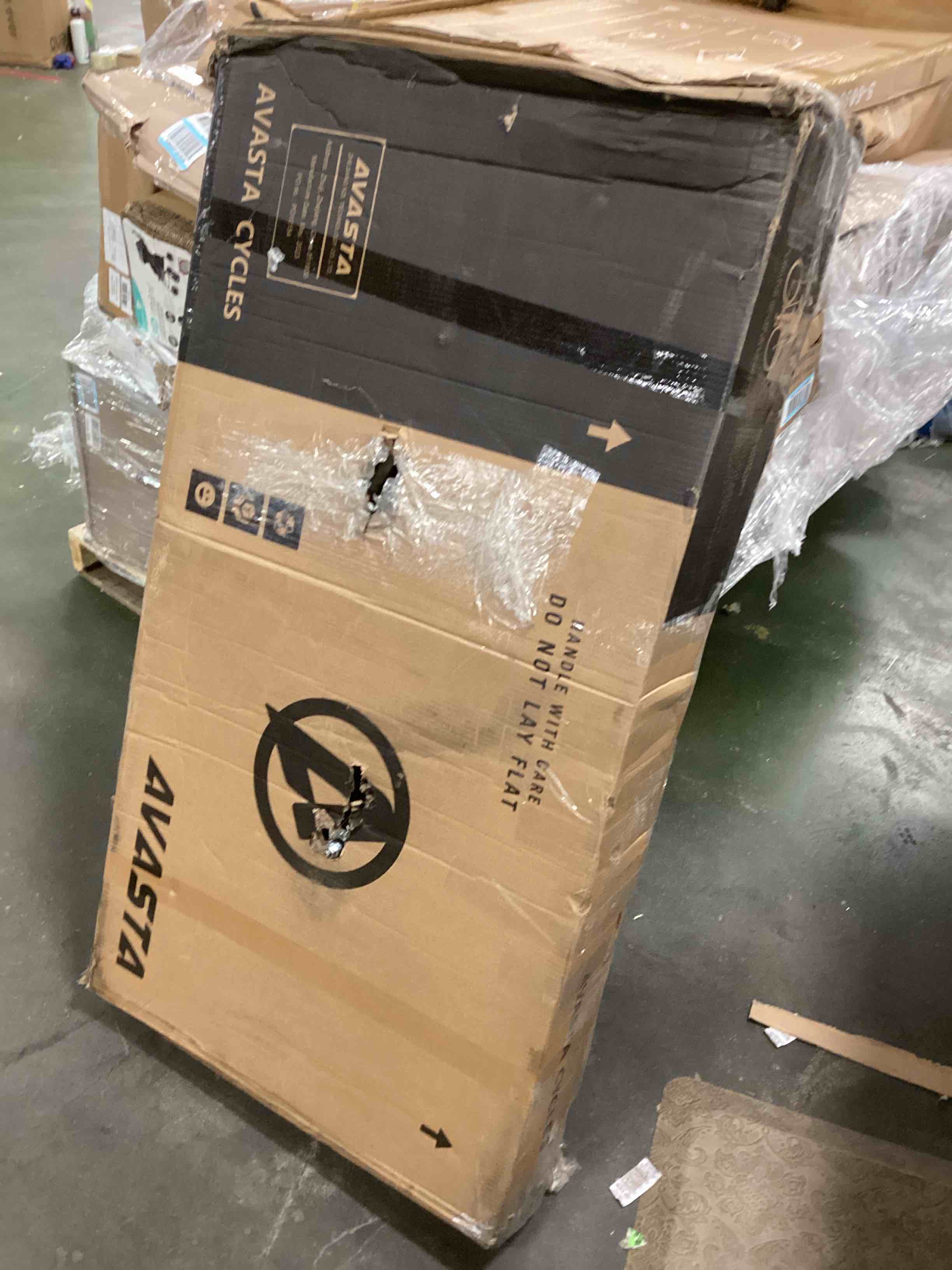 https://s3.amazonaws.com/lotting-images-prod/bidfta/GRN5837882_1704831462237.jpeg