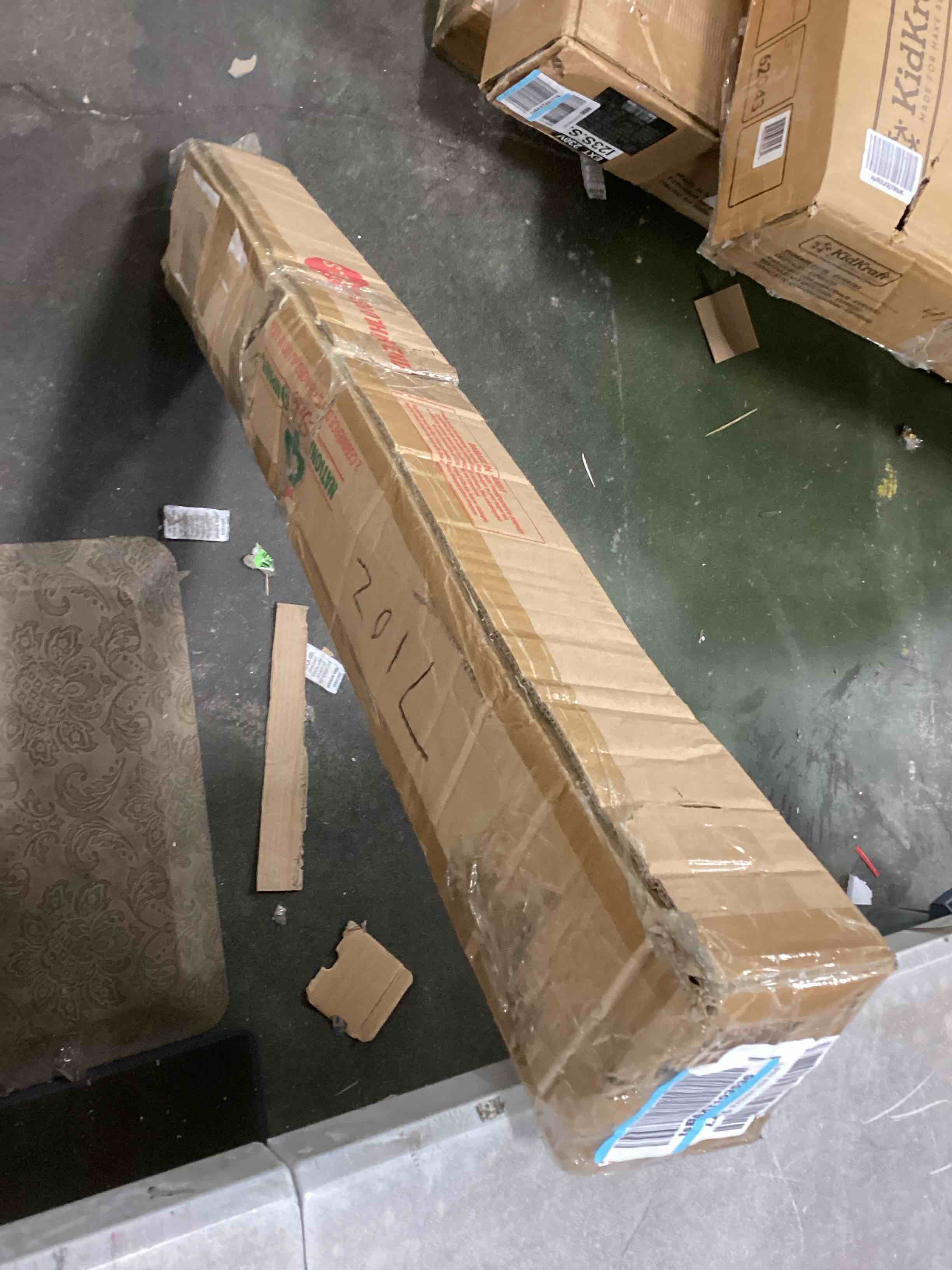 https://s3.amazonaws.com/lotting-images-prod/bidfta/GRN5837893_1704832535539.jpeg