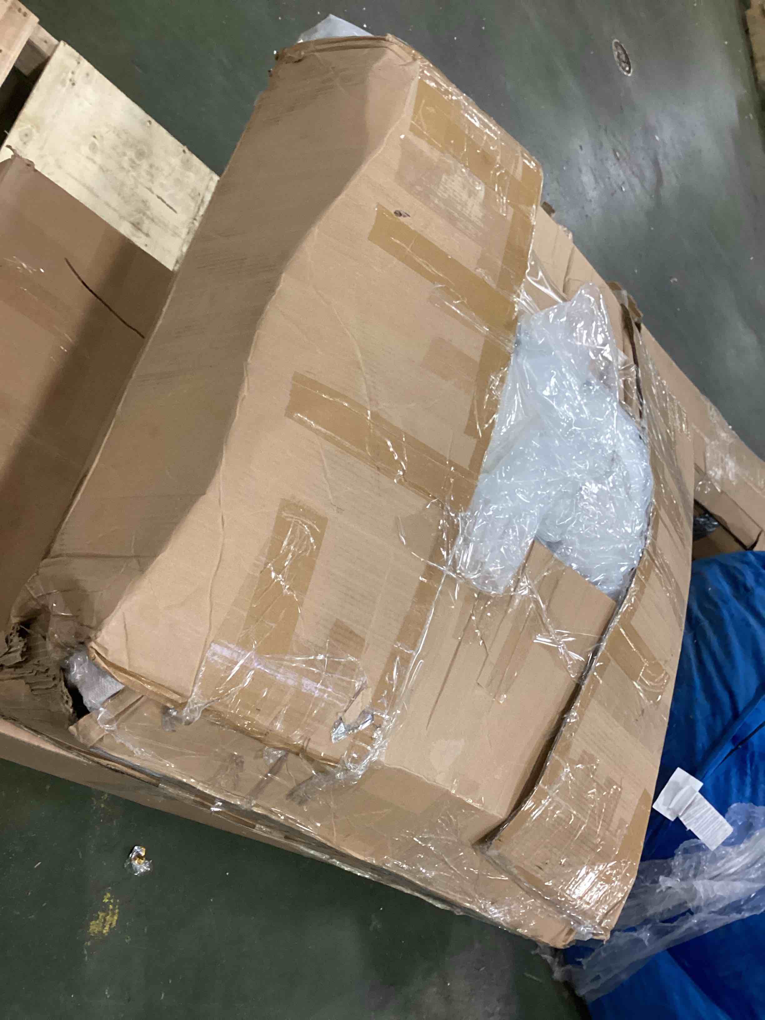 https://s3.amazonaws.com/lotting-images-prod/bidfta/GRN5837903_1704833264385.jpeg