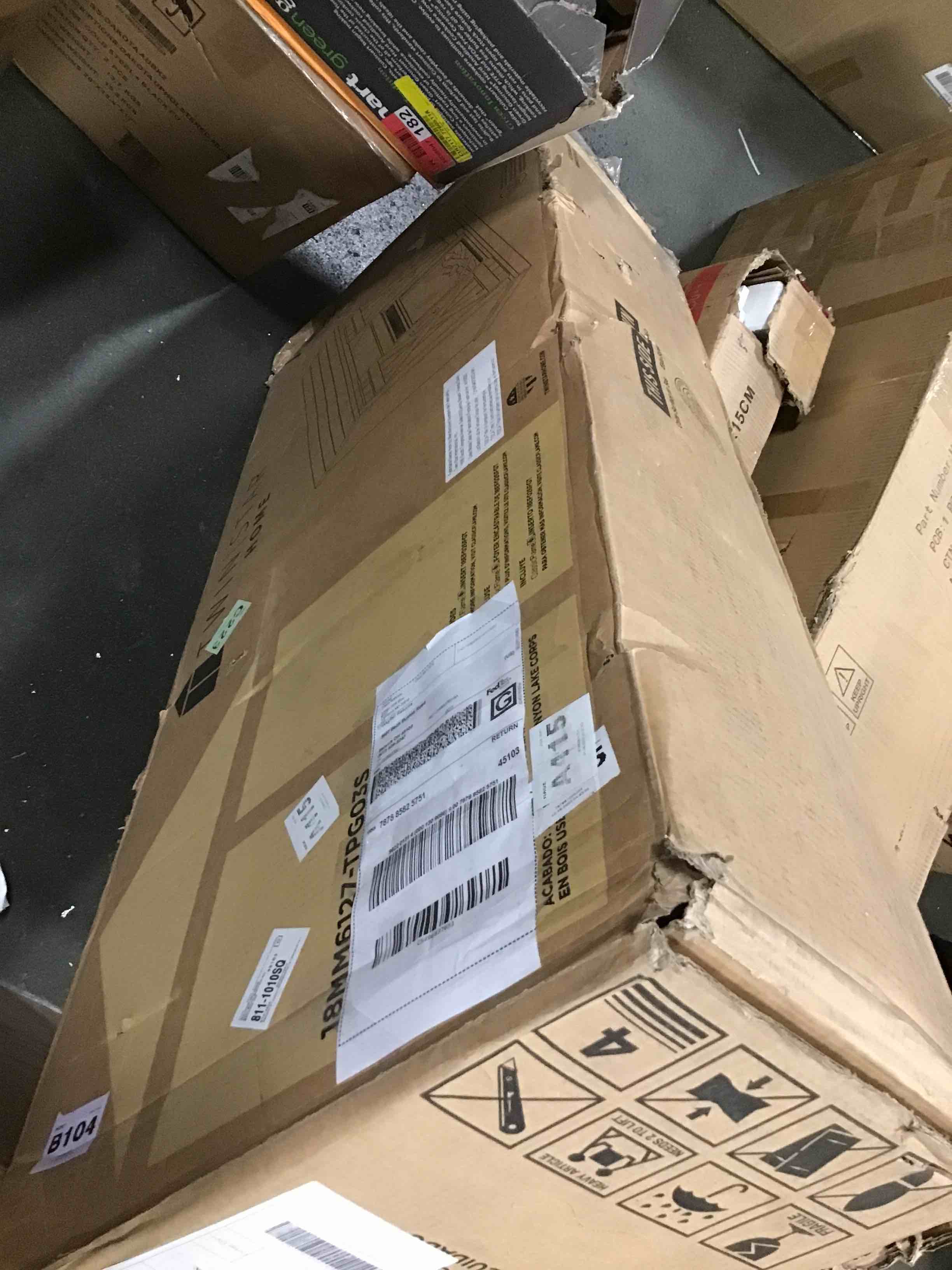 https://s3.amazonaws.com/lotting-images-prod/bidfta/GRN5837935_1704890369233.jpeg
