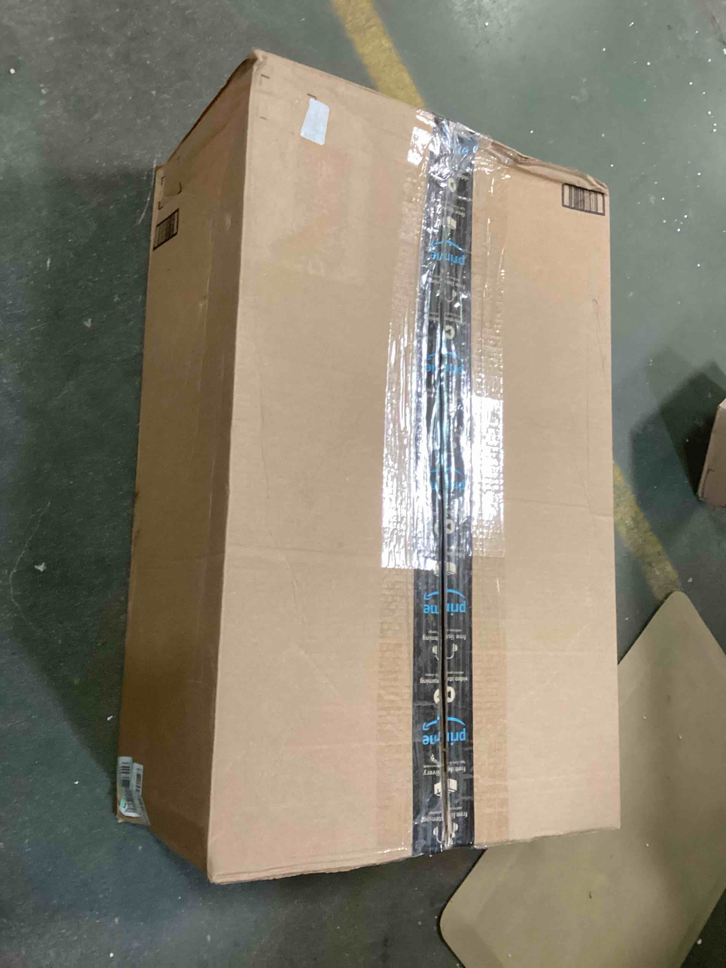 https://s3.amazonaws.com/lotting-images-prod/bidfta/GRN5838326_1705064750121.jpeg