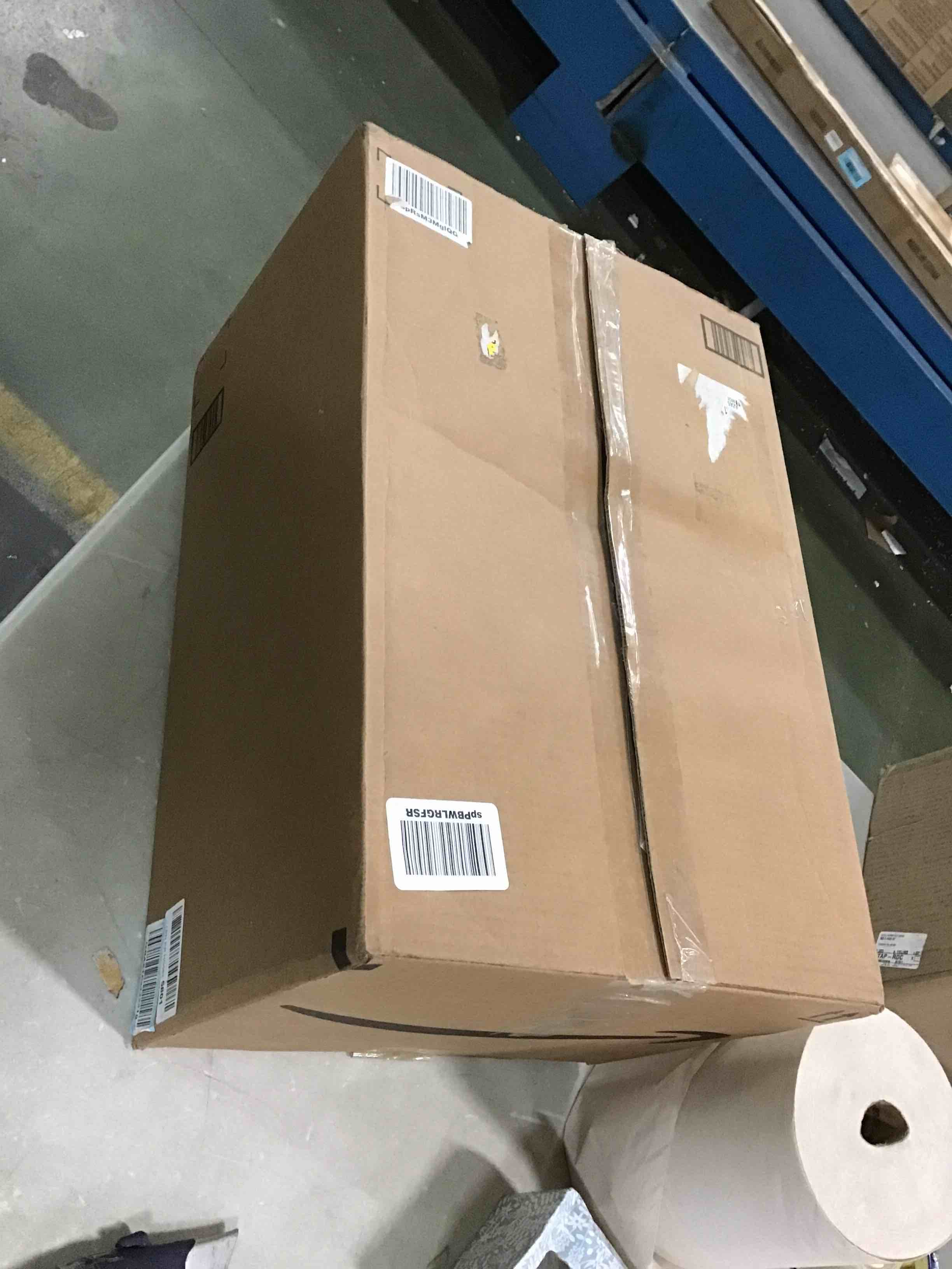 https://s3.amazonaws.com/lotting-images-prod/bidfta/GRN5838975_1704891006247.jpeg