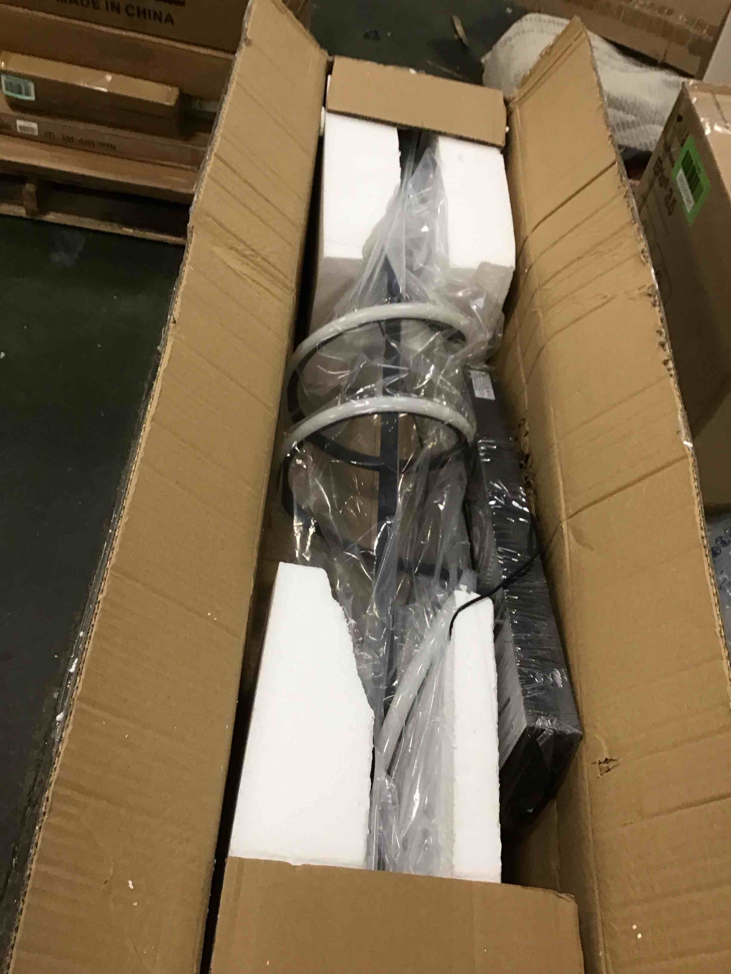 https://s3.amazonaws.com/lotting-images-prod/bidfta/GRN5839449_1705080735092.jpeg