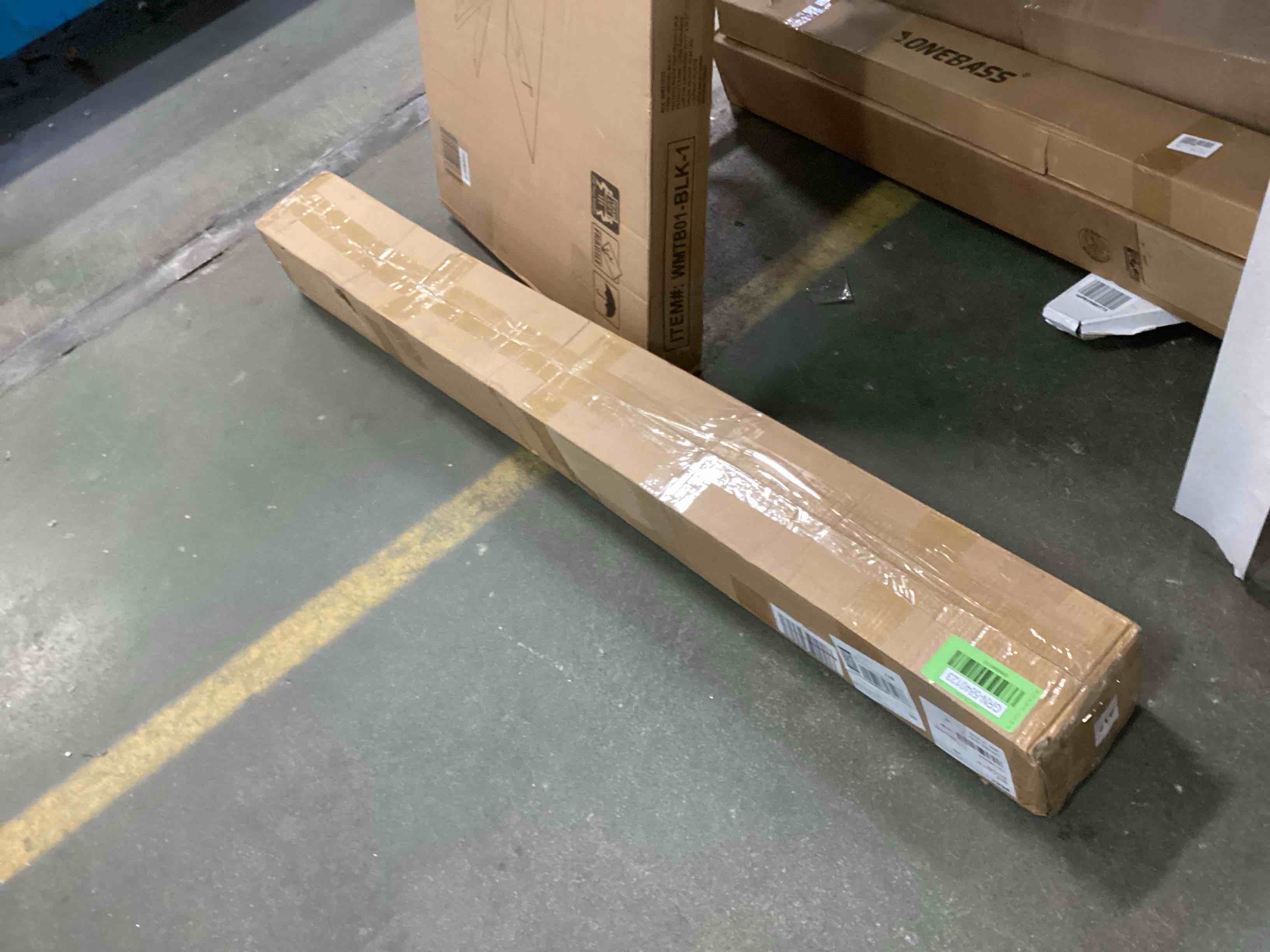 https://s3.amazonaws.com/lotting-images-prod/bidfta/GRN5840123_1704463973725.jpeg