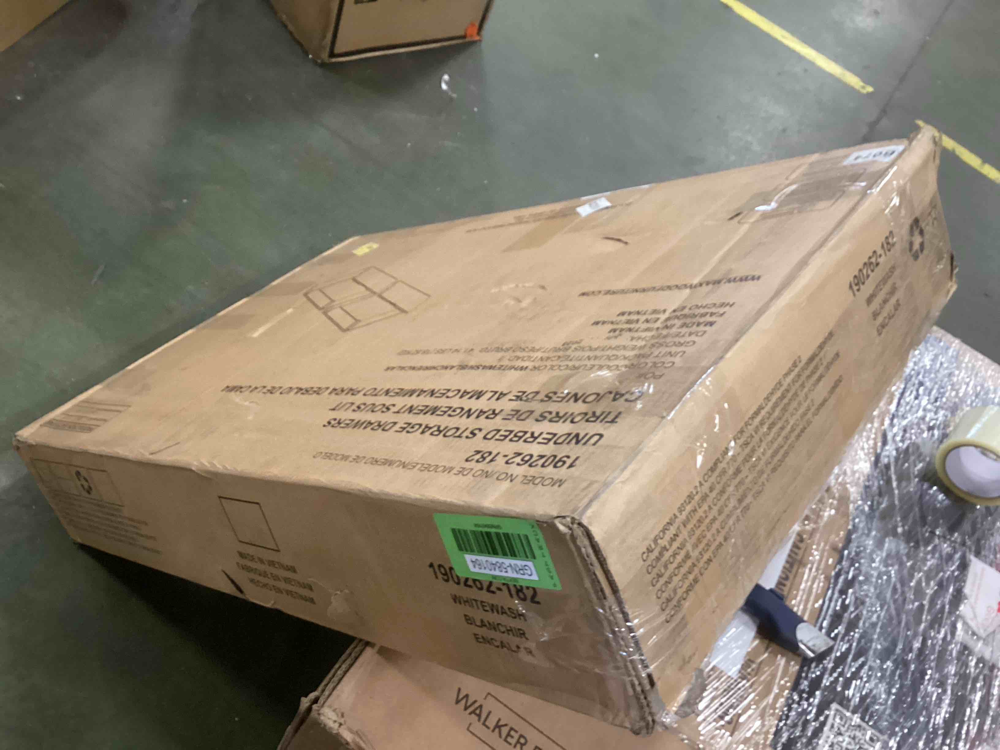 https://s3.amazonaws.com/lotting-images-prod/bidfta/GRN5840164_1704472372225.jpeg