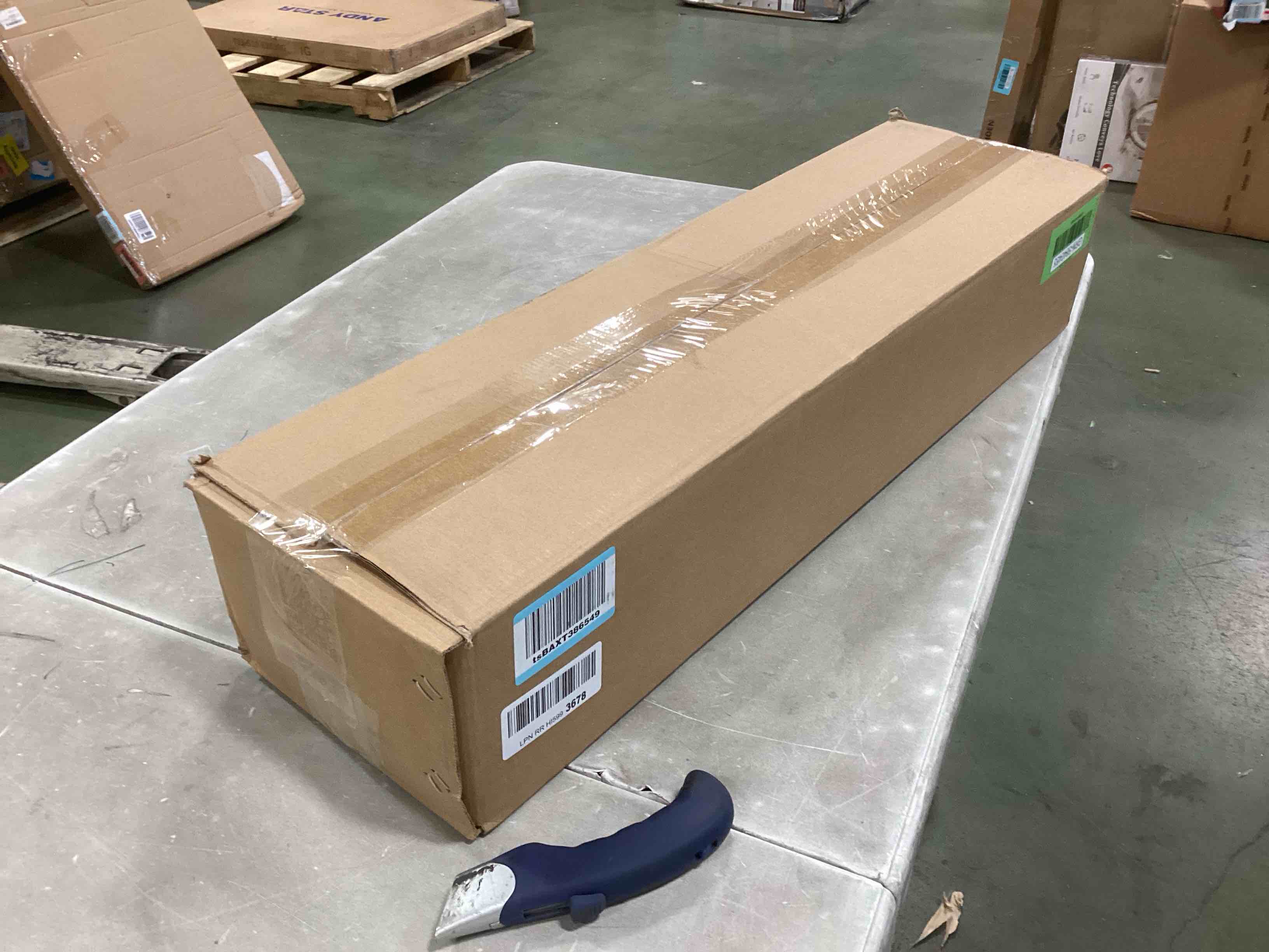 https://s3.amazonaws.com/lotting-images-prod/bidfta/GRN5840455_1705602030378.jpeg