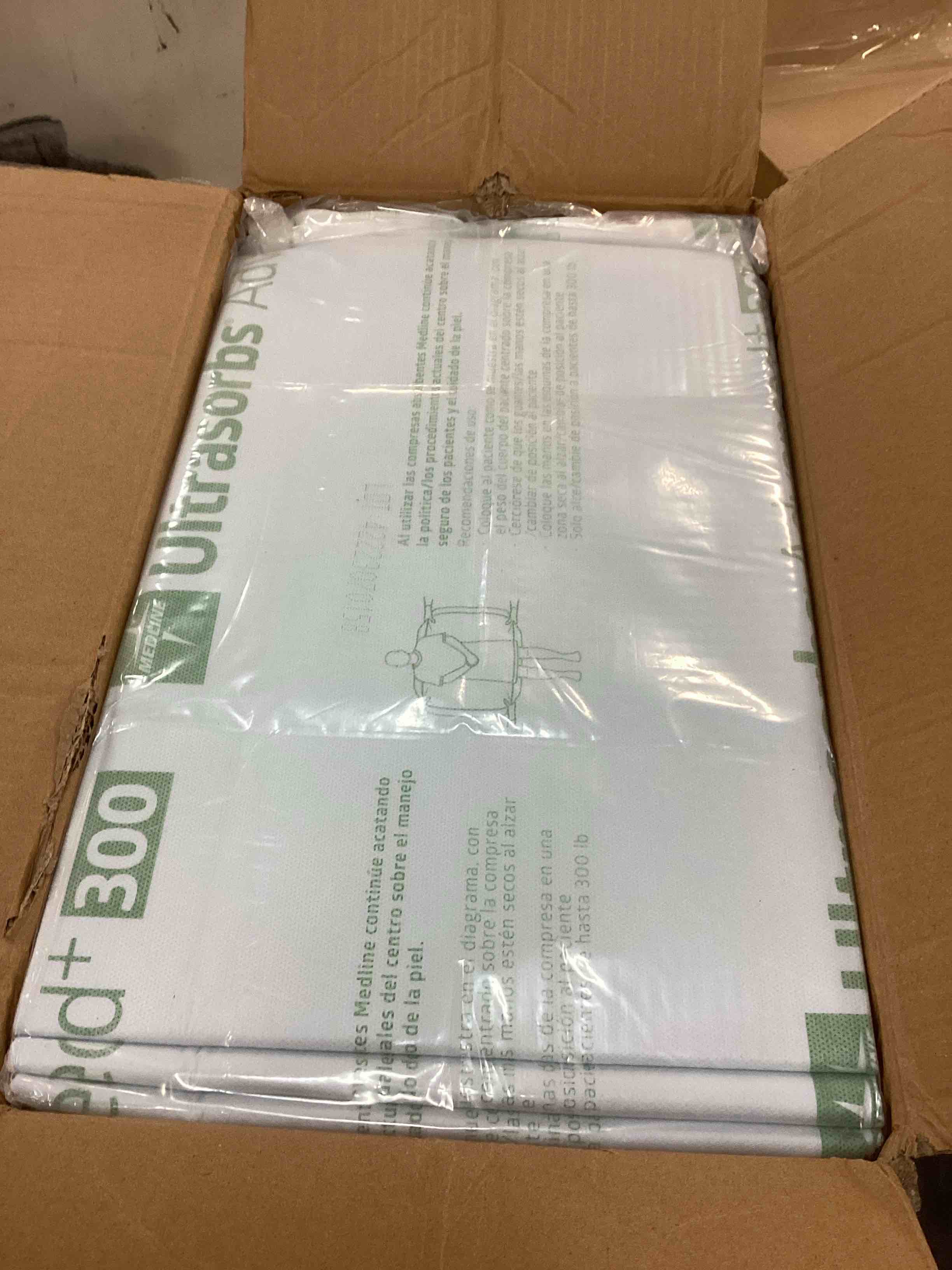 https://s3.amazonaws.com/lotting-images-prod/bidfta/GRN5840904_1705953494378.jpeg