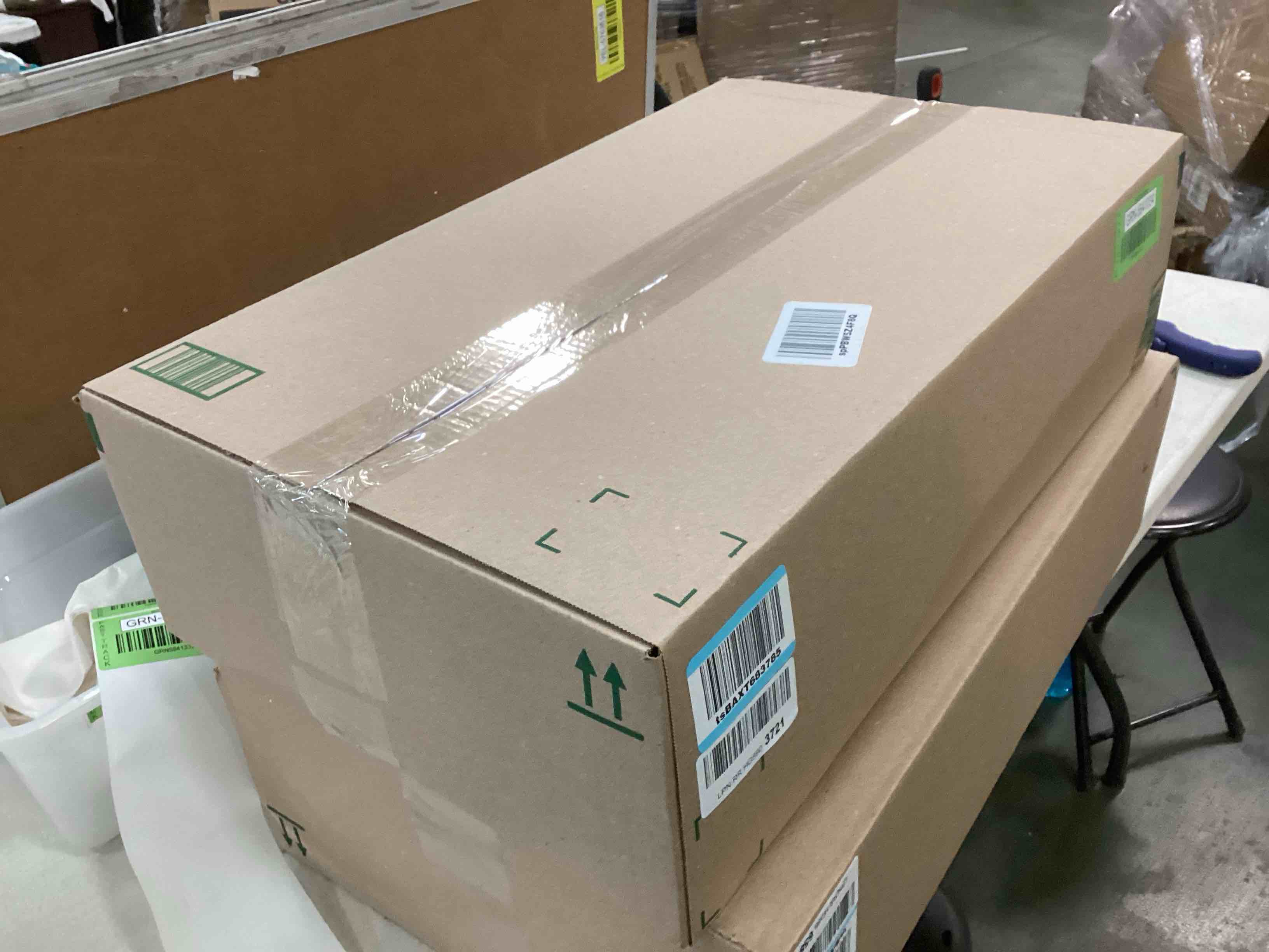 https://s3.amazonaws.com/lotting-images-prod/bidfta/GRN5841334_1706968372754.jpeg
