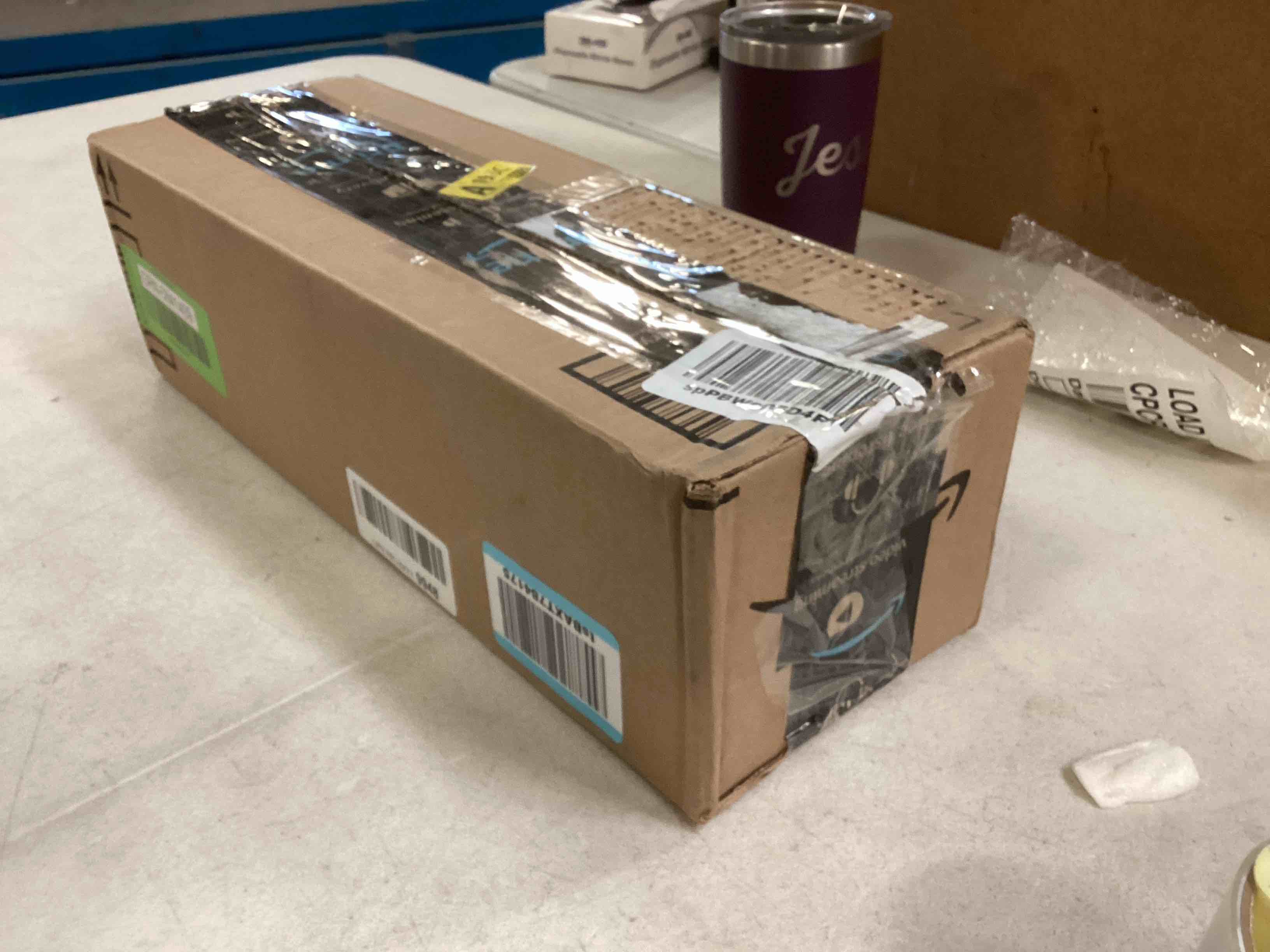 https://s3.amazonaws.com/lotting-images-prod/bidfta/GRN5841409_1706976650711.jpeg