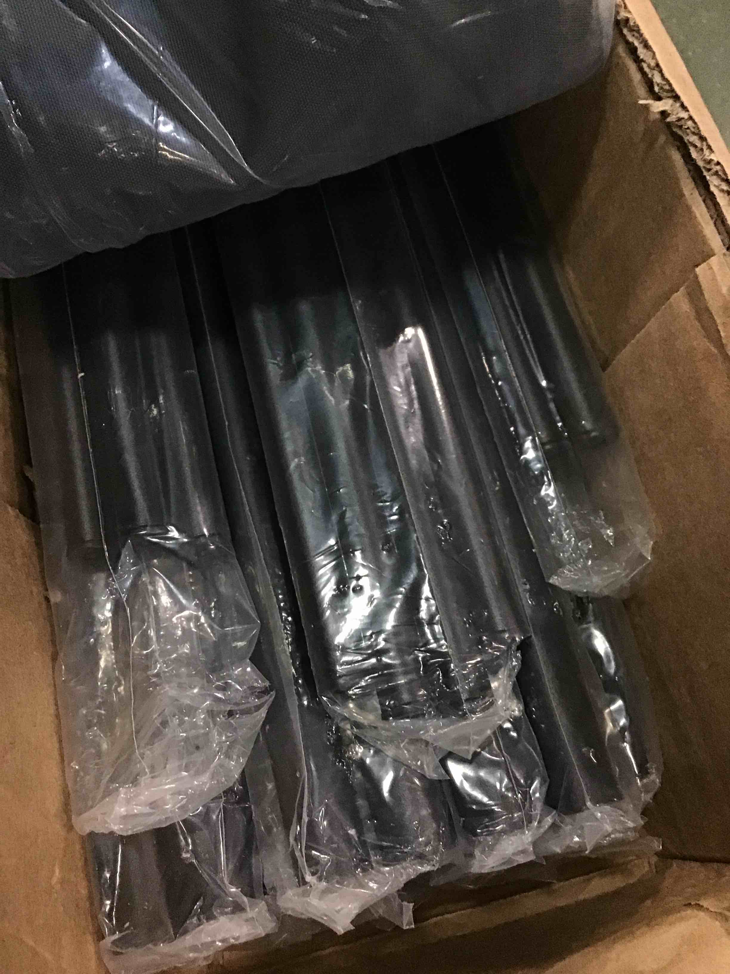https://s3.amazonaws.com/lotting-images-prod/bidfta/GRN5841466_1704288778580.jpeg