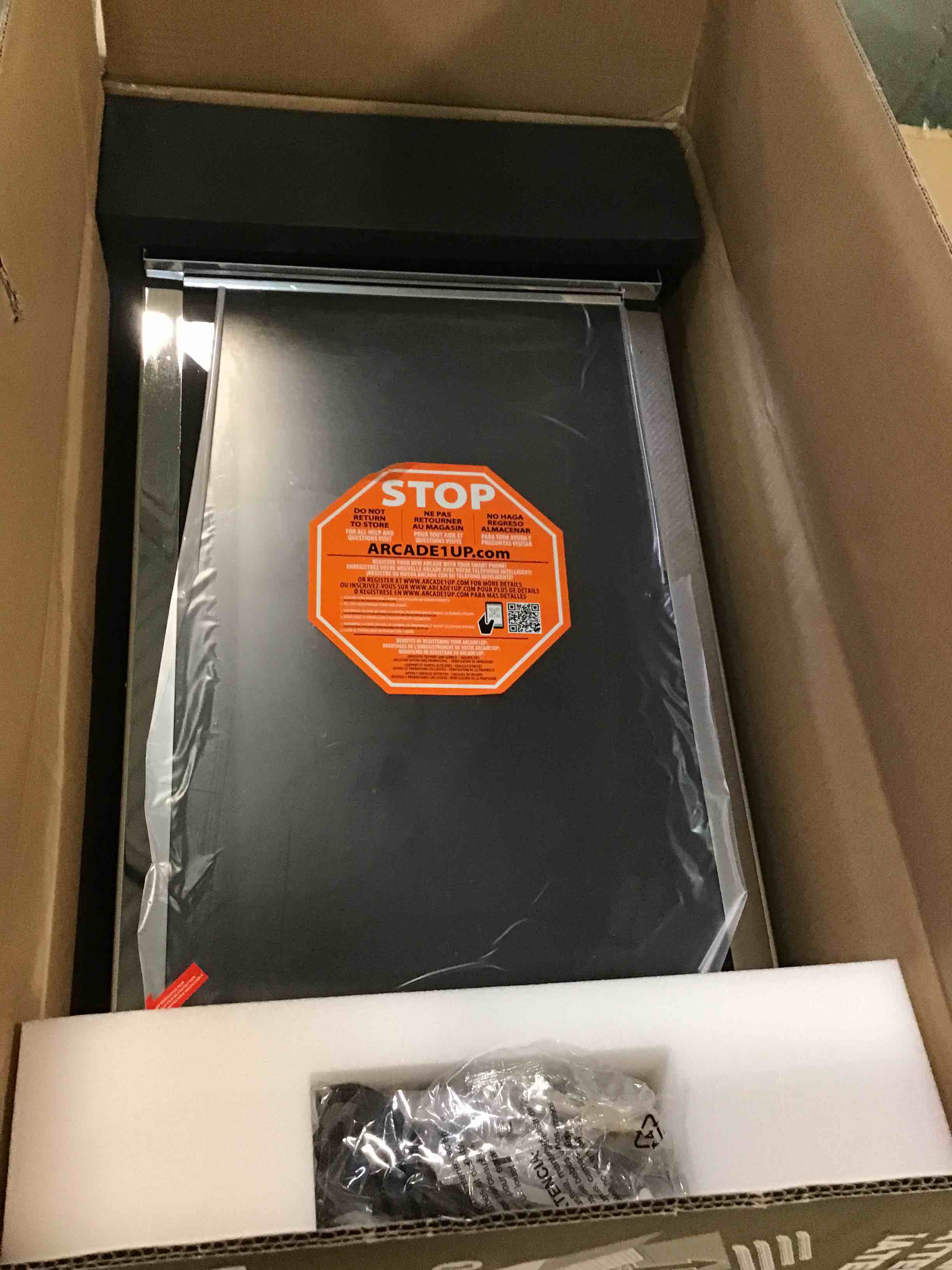 https://s3.amazonaws.com/lotting-images-prod/bidfta/GRN5841549_1704306653518.jpeg