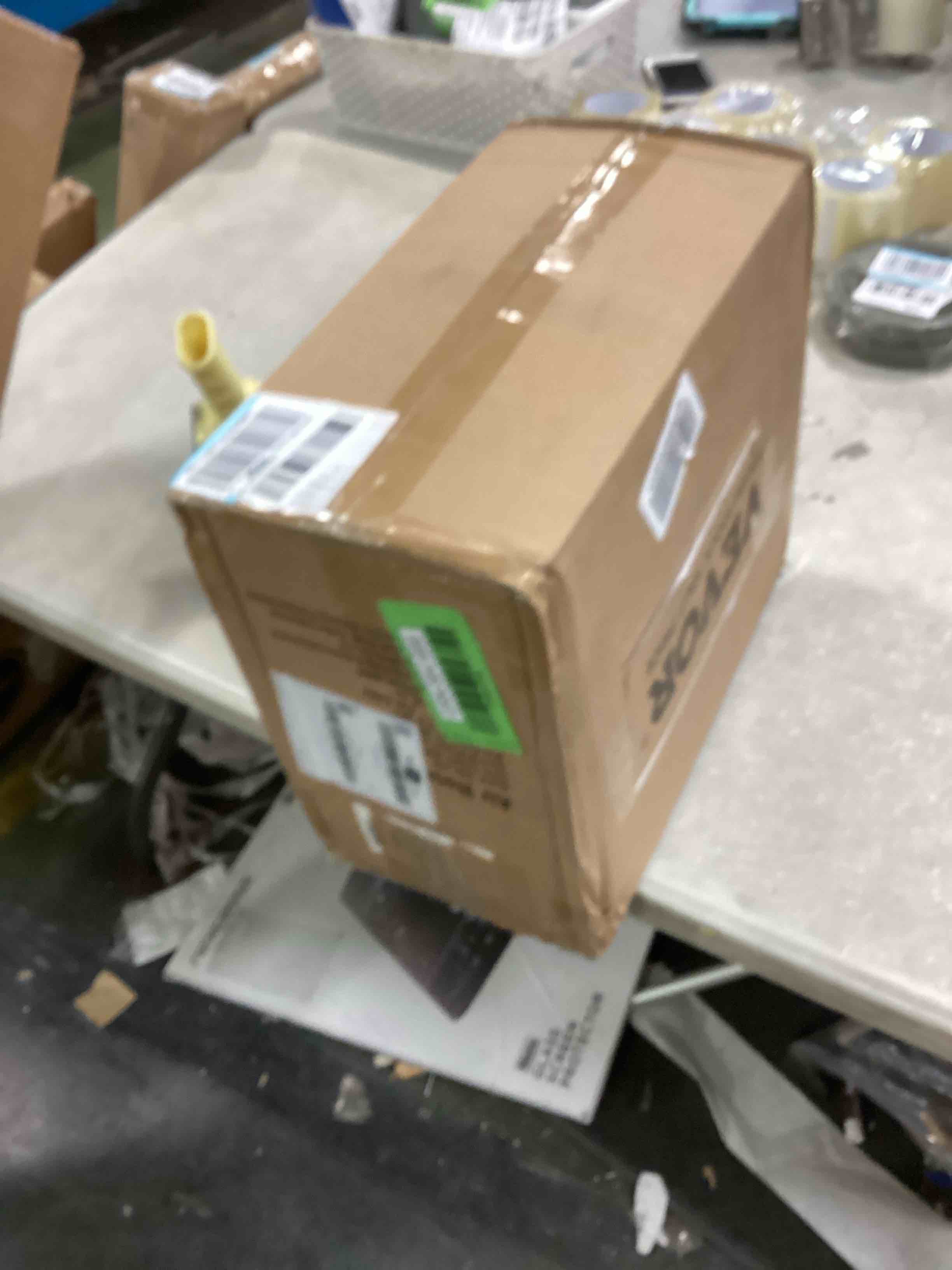 https://s3.amazonaws.com/lotting-images-prod/bidfta/GRN5841666_1705093493828.jpeg
