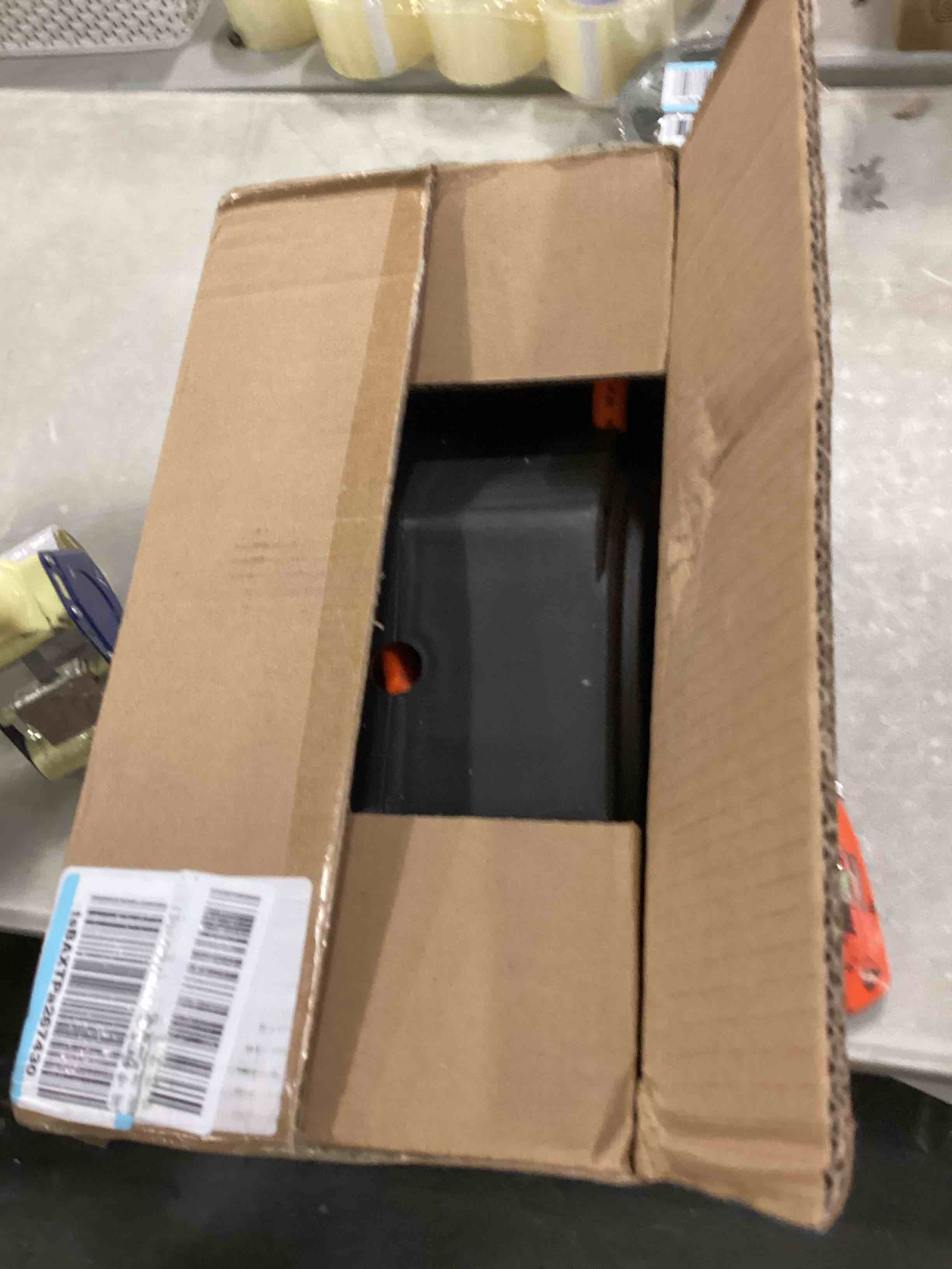 https://s3.amazonaws.com/lotting-images-prod/bidfta/GRN5841666_1705093522129.jpeg