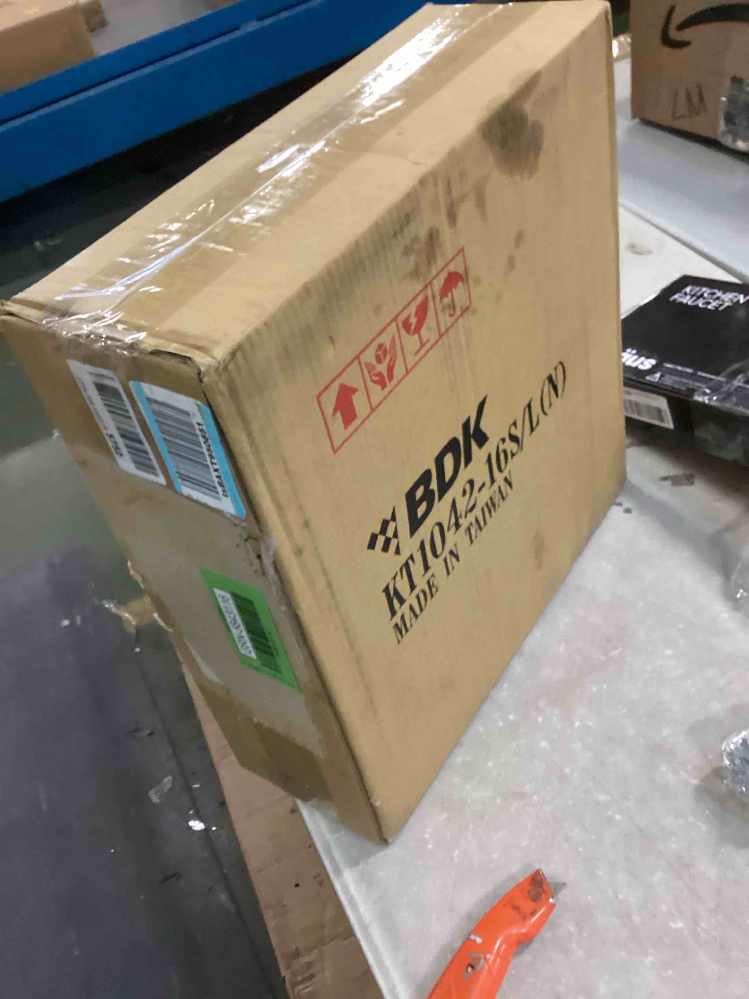 https://s3.amazonaws.com/lotting-images-prod/bidfta/GRN5843116_1704382923238.jpeg