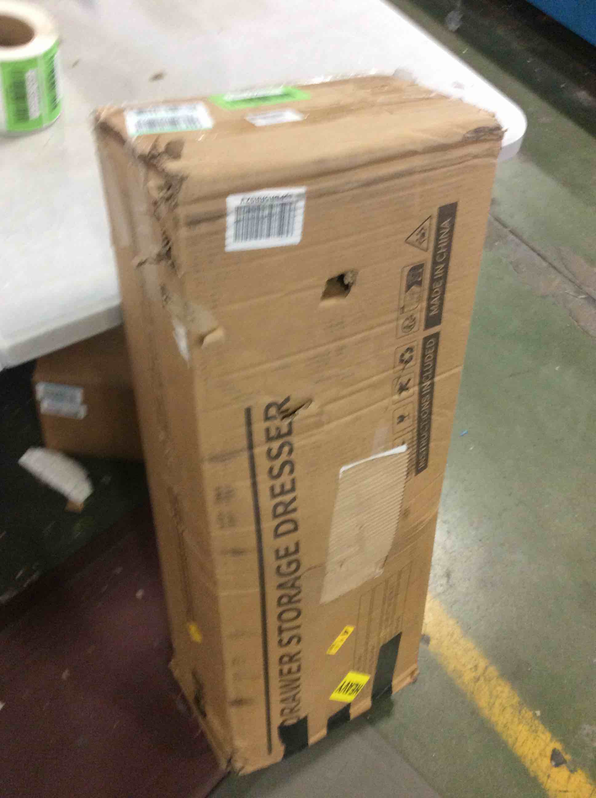 https://s3.amazonaws.com/lotting-images-prod/bidfta/GRN5843317_1704466423173.jpeg