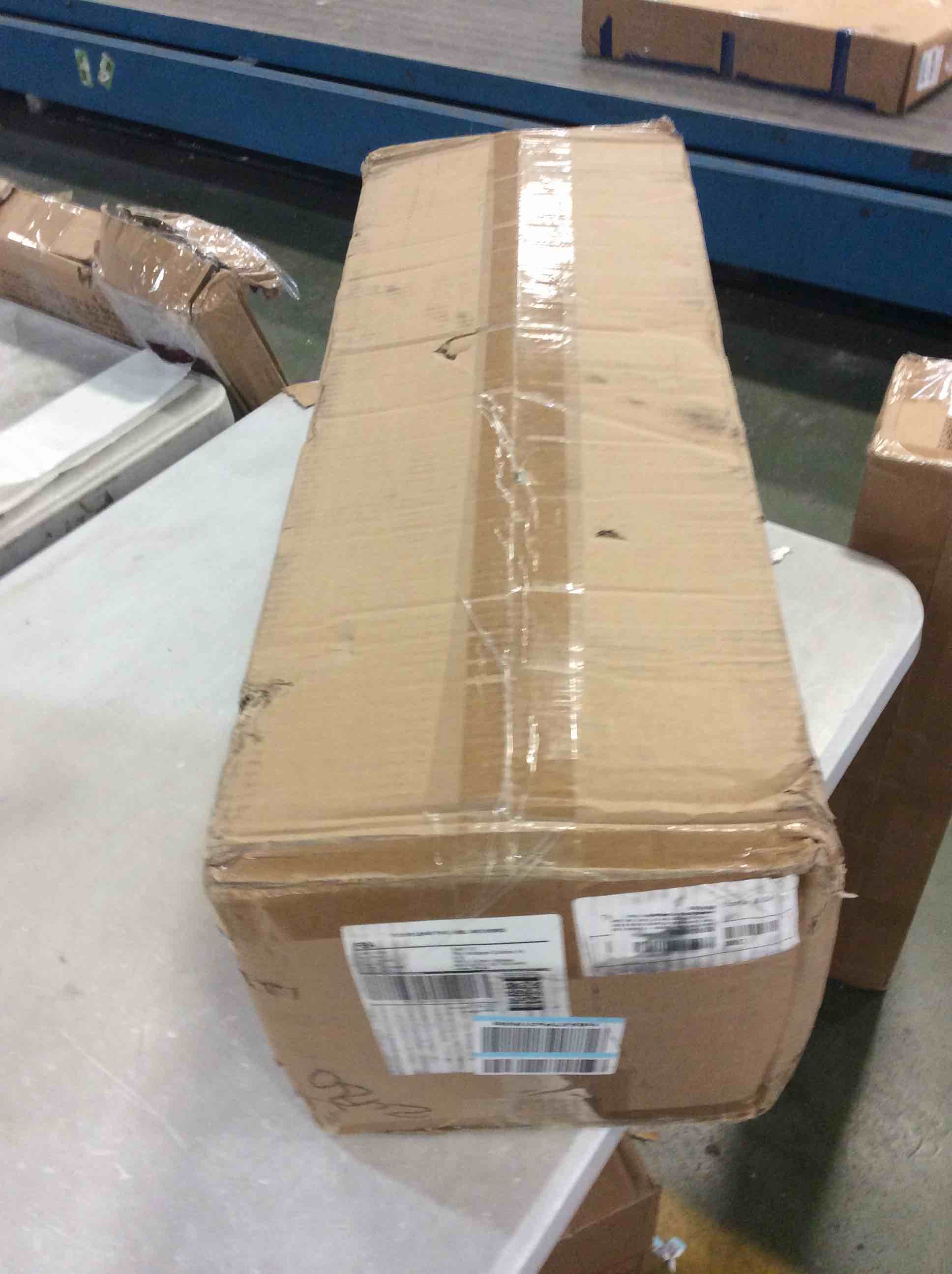 https://s3.amazonaws.com/lotting-images-prod/bidfta/GRN5843375_1704475499415.jpeg