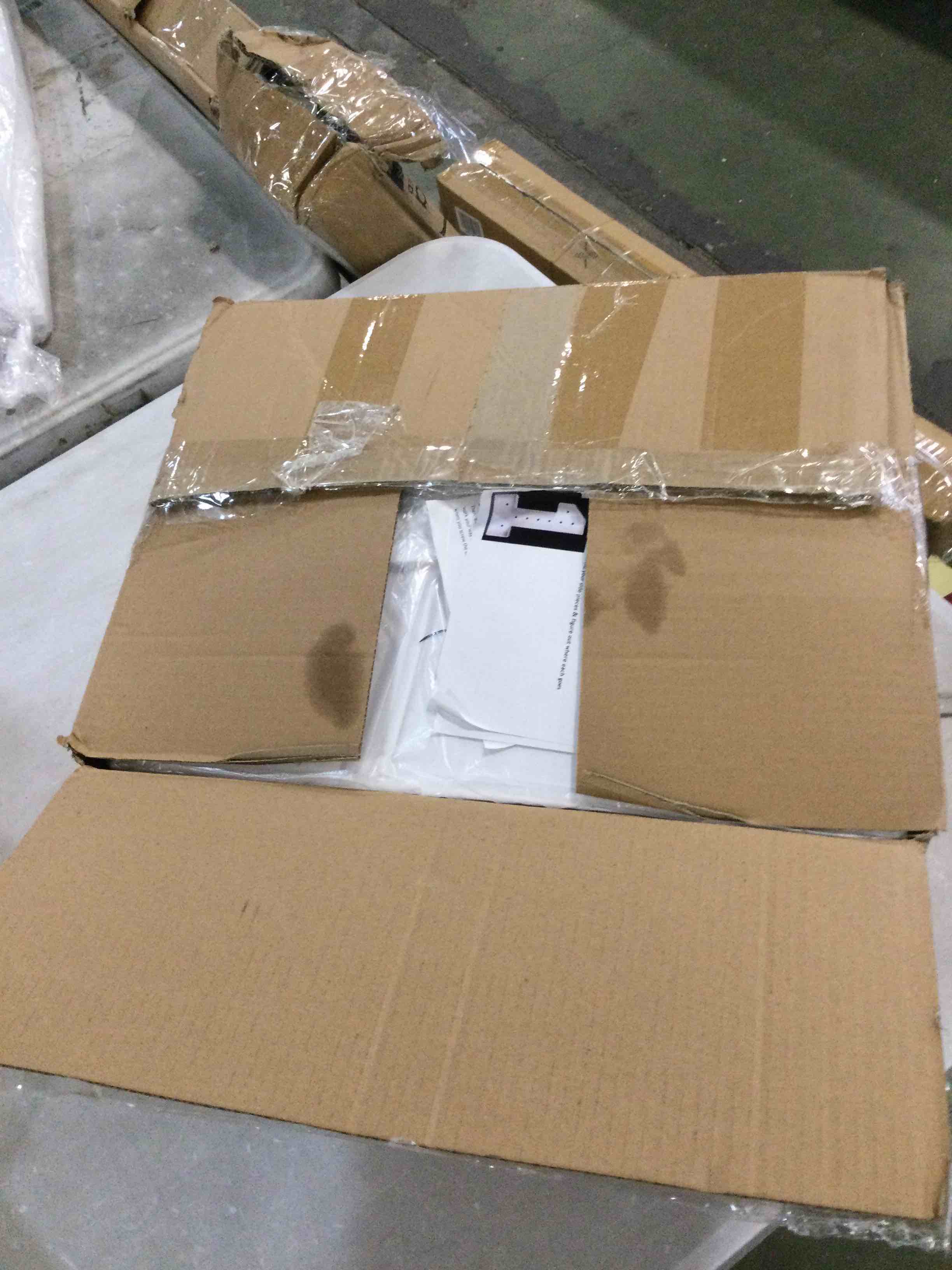 https://s3.amazonaws.com/lotting-images-prod/bidfta/GRN5843431_1704486096243.jpeg