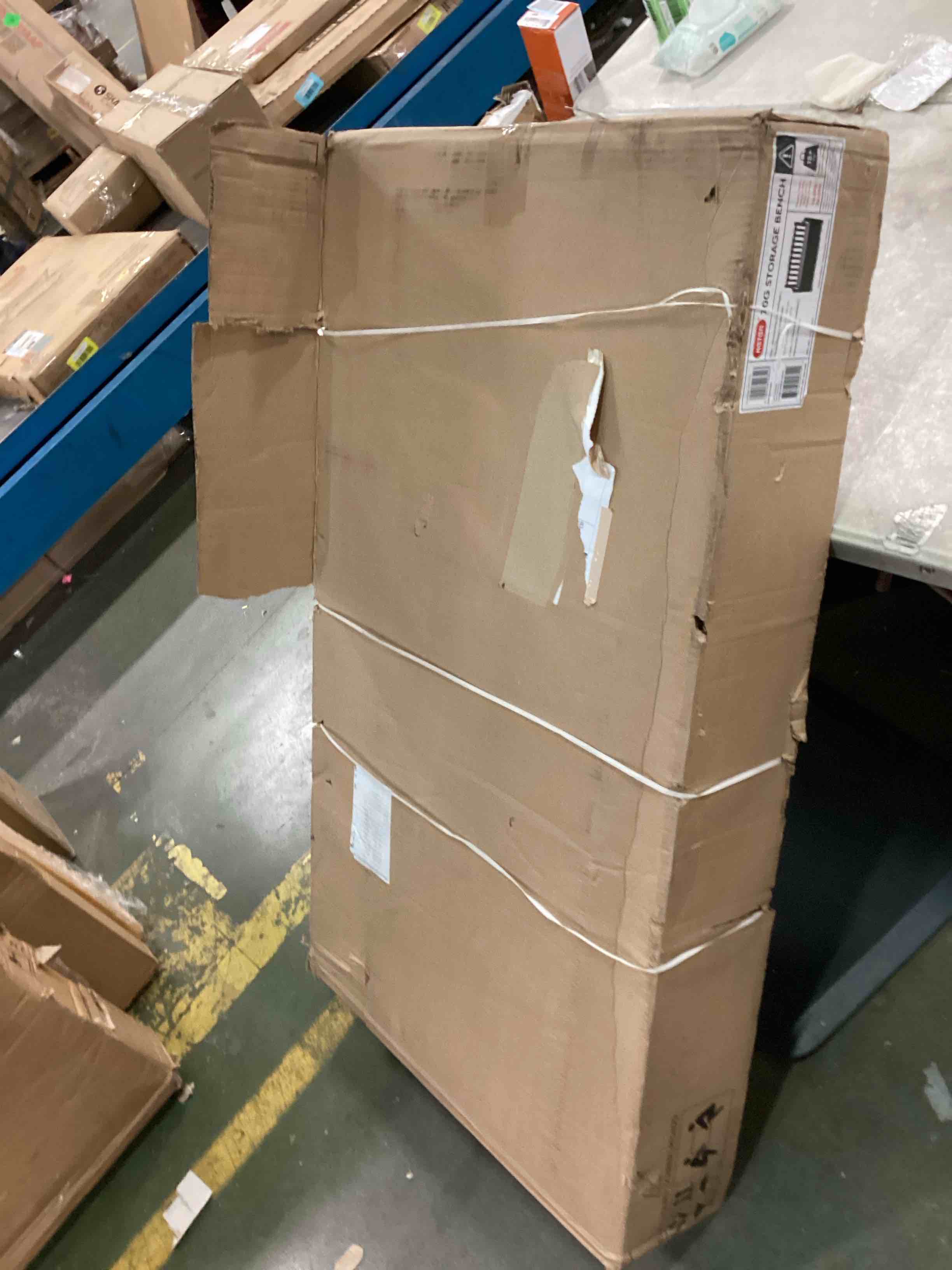https://s3.amazonaws.com/lotting-images-prod/bidfta/GRN5843724_1704807679840.jpeg