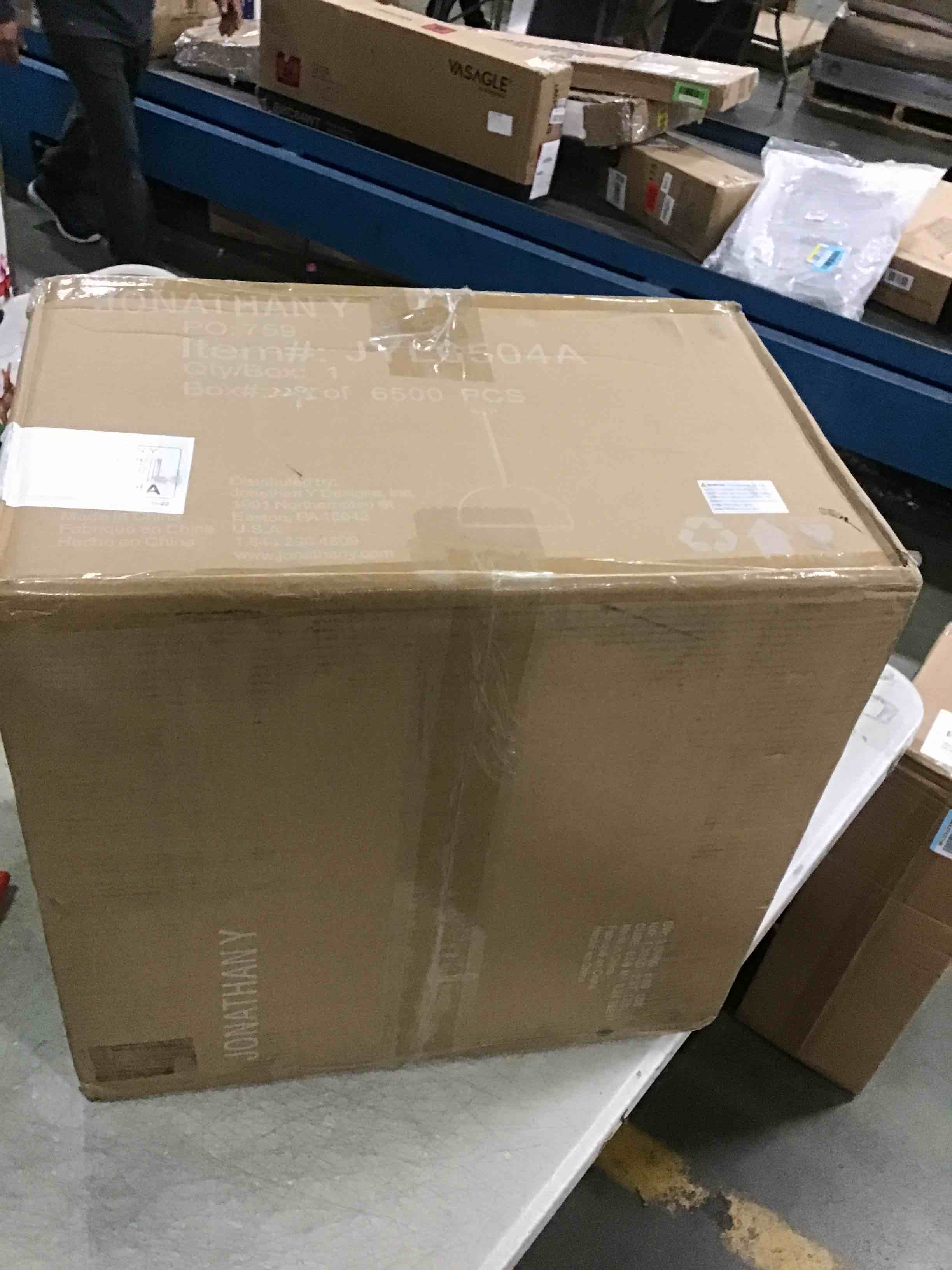 https://s3.amazonaws.com/lotting-images-prod/bidfta/GRN5843959_1704892679433.jpeg